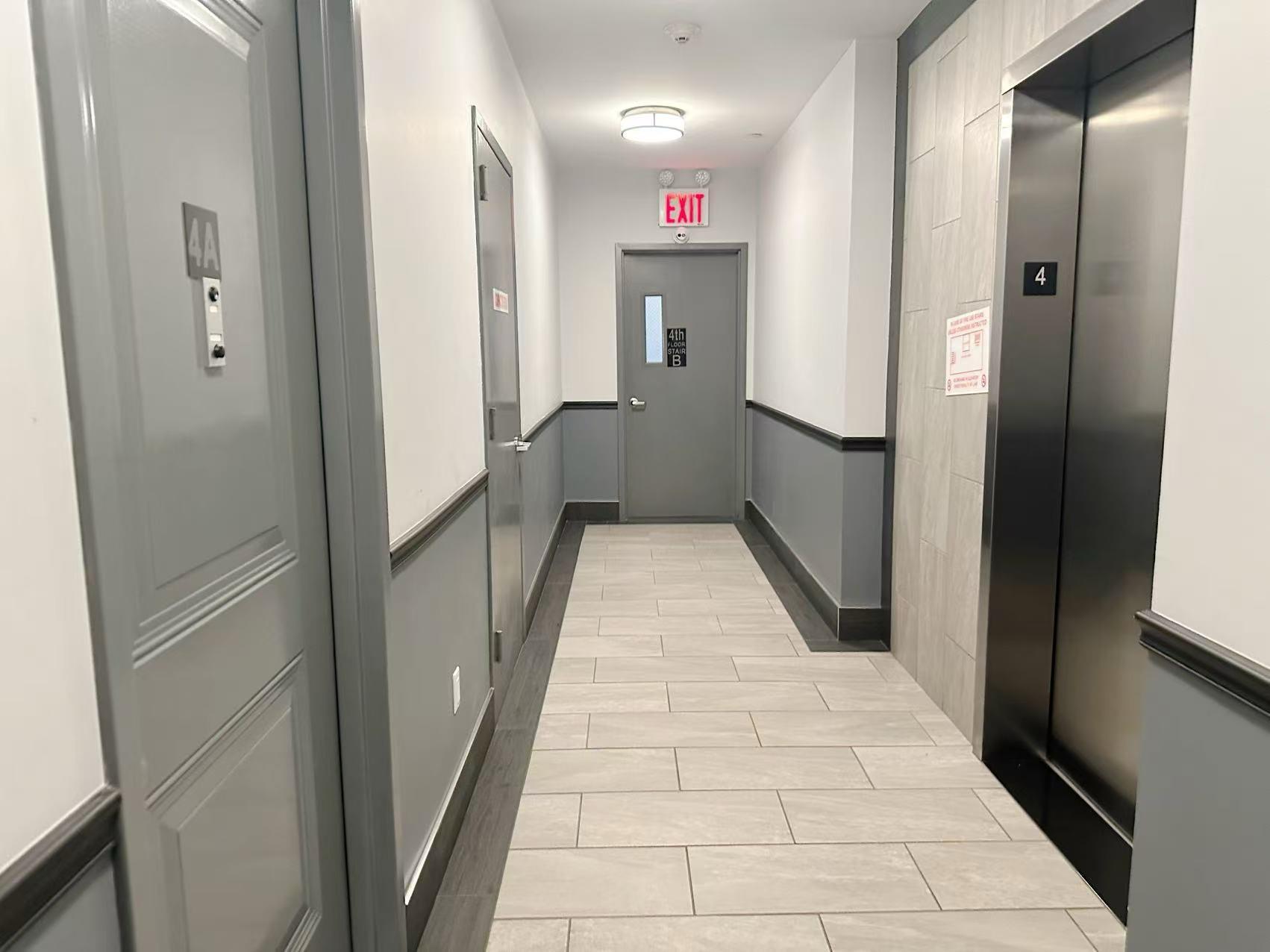 25-34 Steinway Street, Long Island City, NY 11103