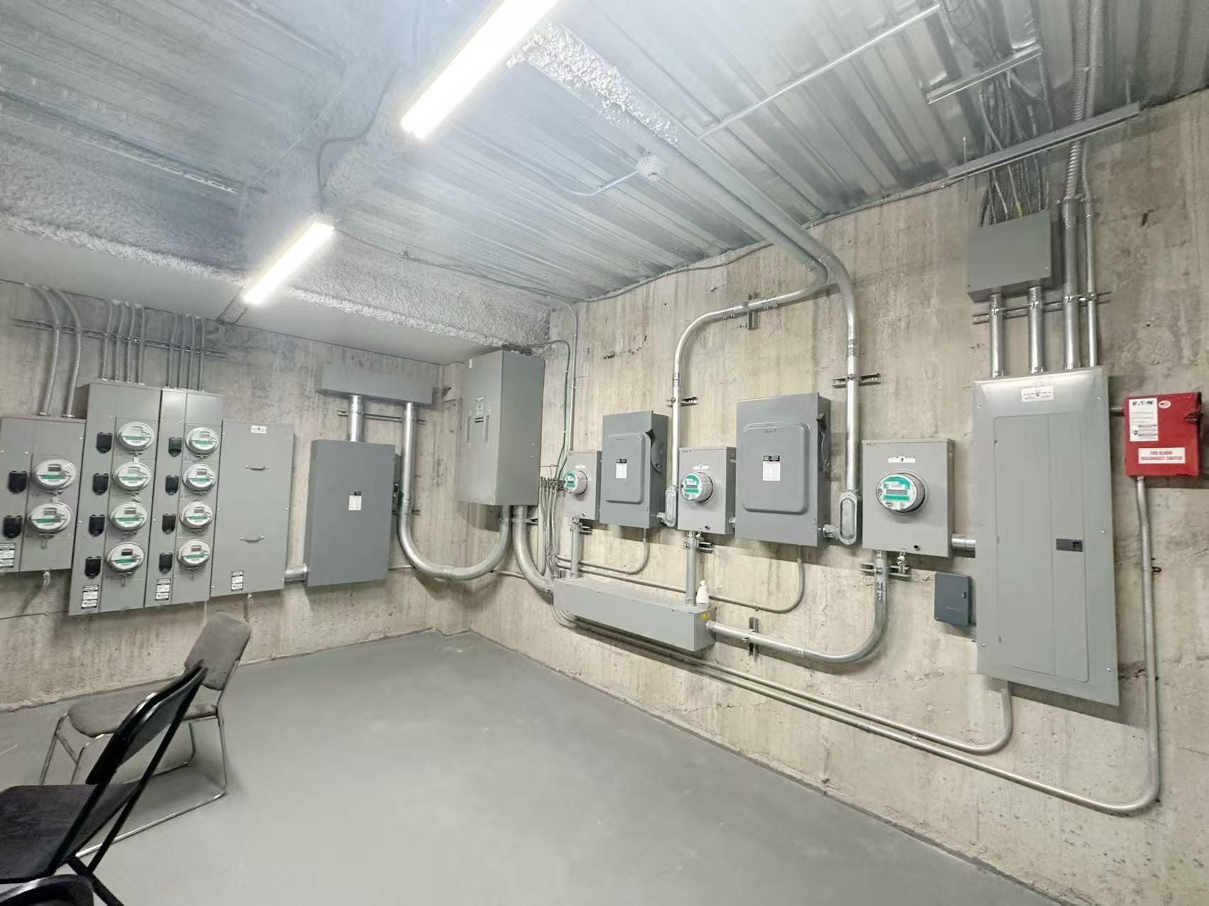 25-34 Steinway Street, Long Island City, NY 11103