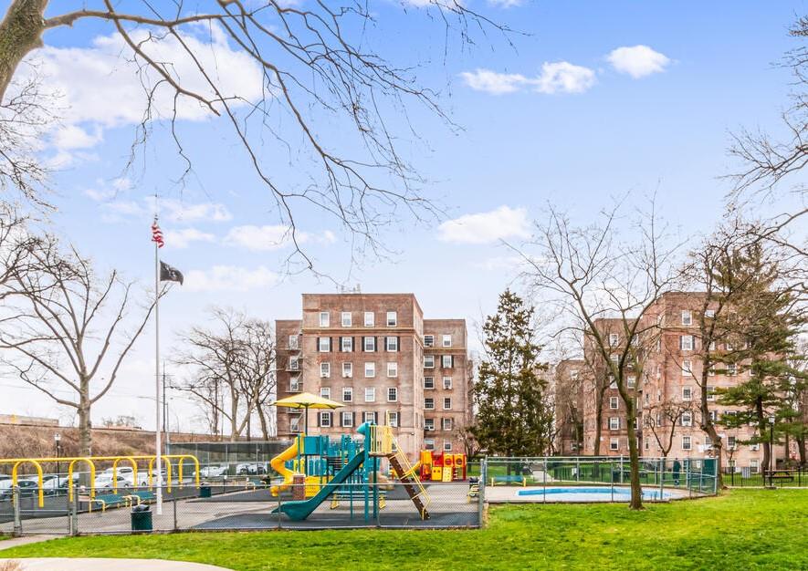 5607 31st Avenue # 1B, Woodside, NY 11377