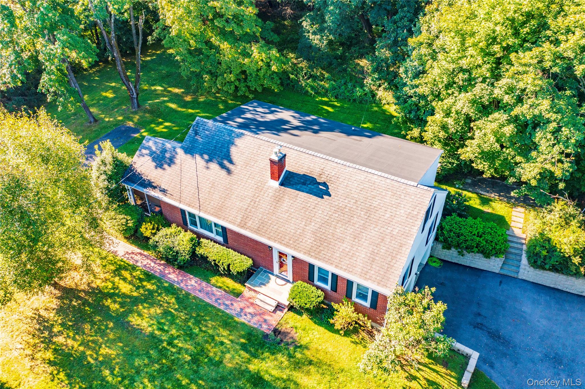 15 Orchard Road, Poughkeepsie, NY 12603