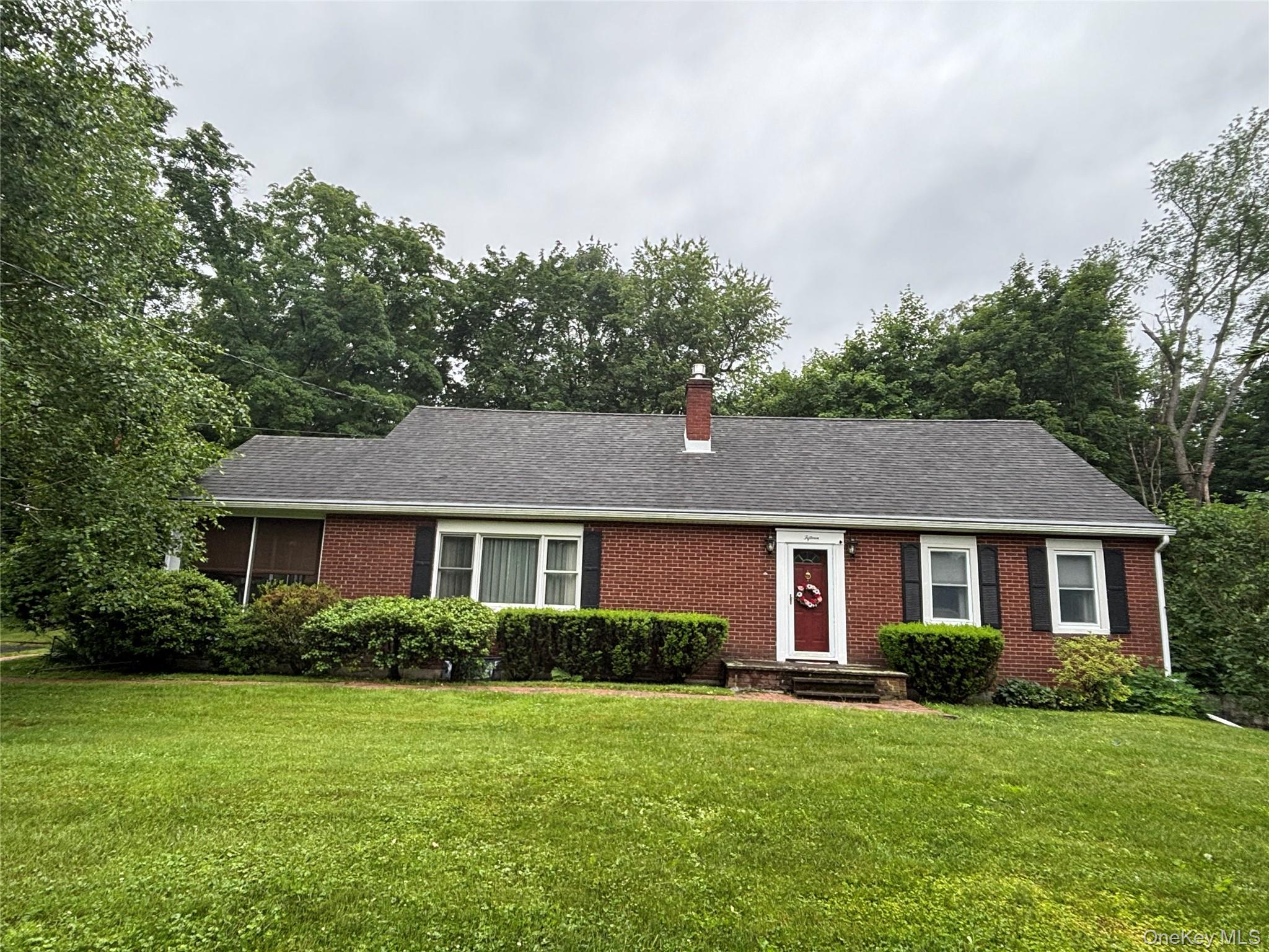 15 Orchard Road, Poughkeepsie, NY 12603