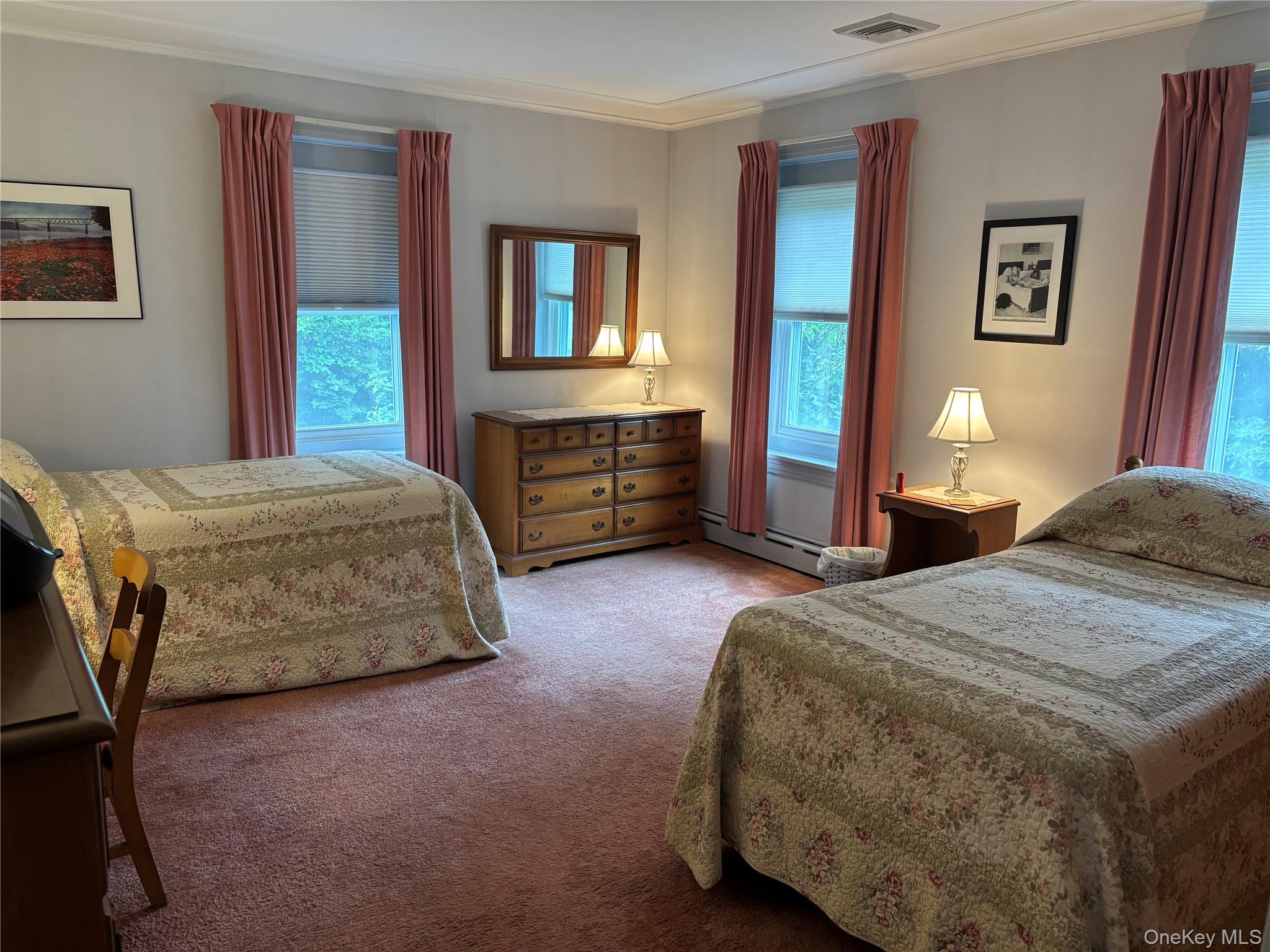 15 Orchard Road, Poughkeepsie, NY 12603