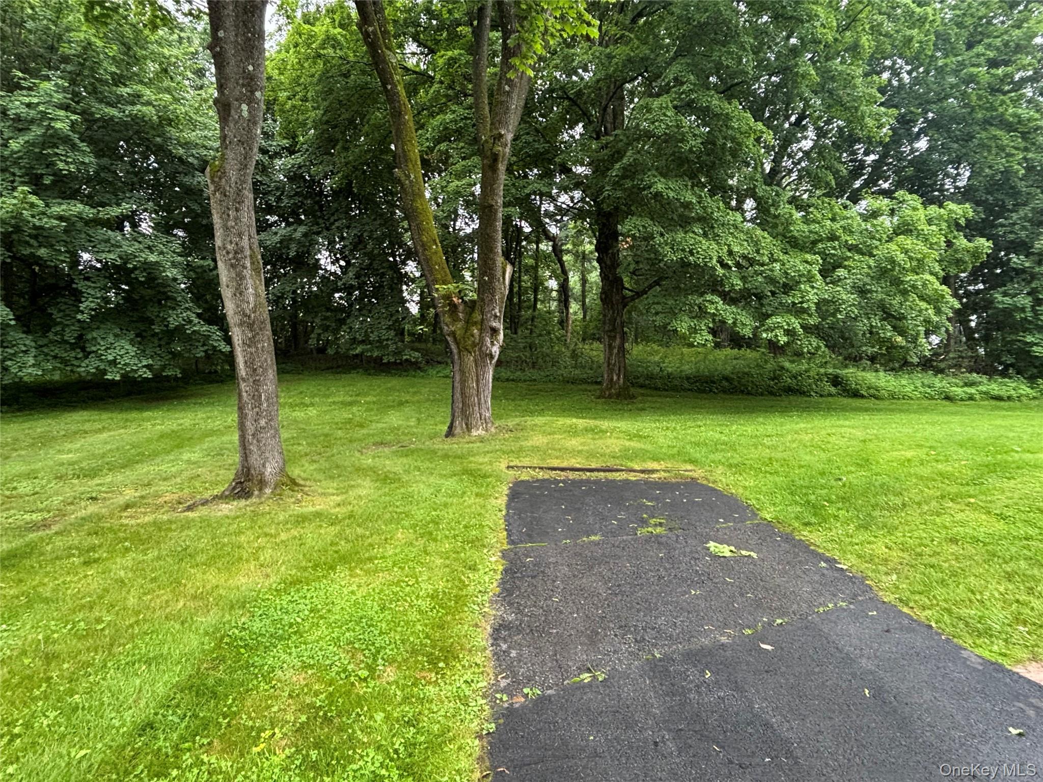 15 Orchard Road, Poughkeepsie, NY 12603