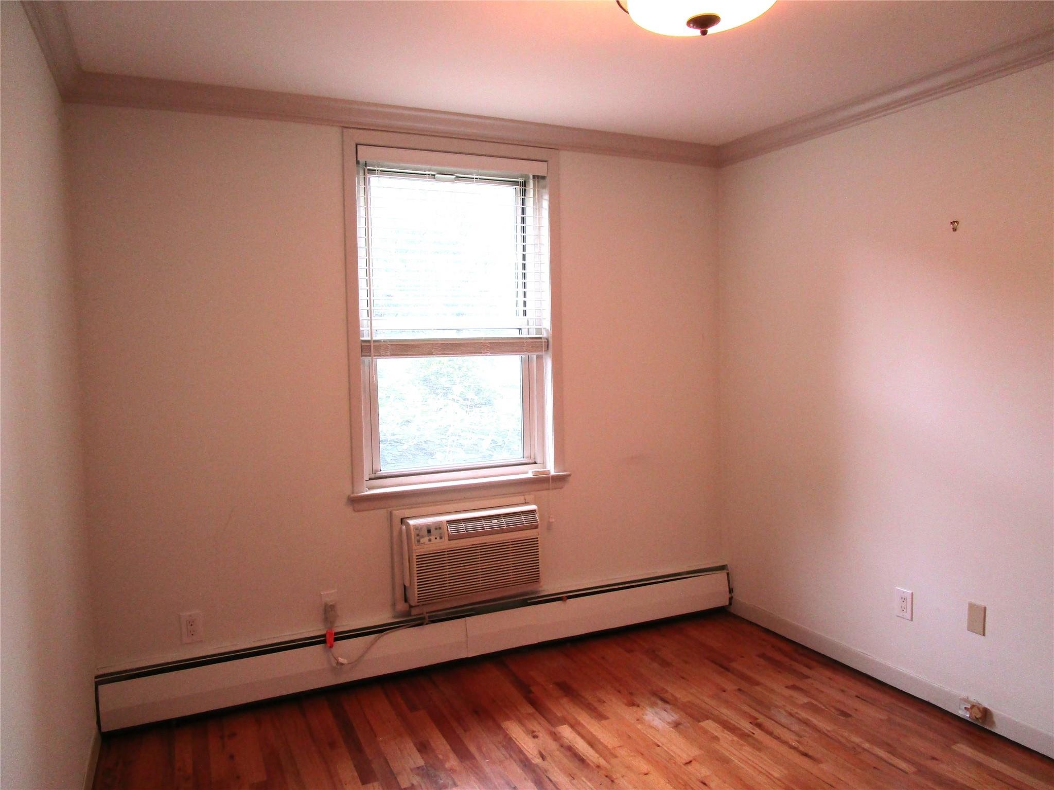 20 Daley Place # 127, Lynbrook, NY 11563