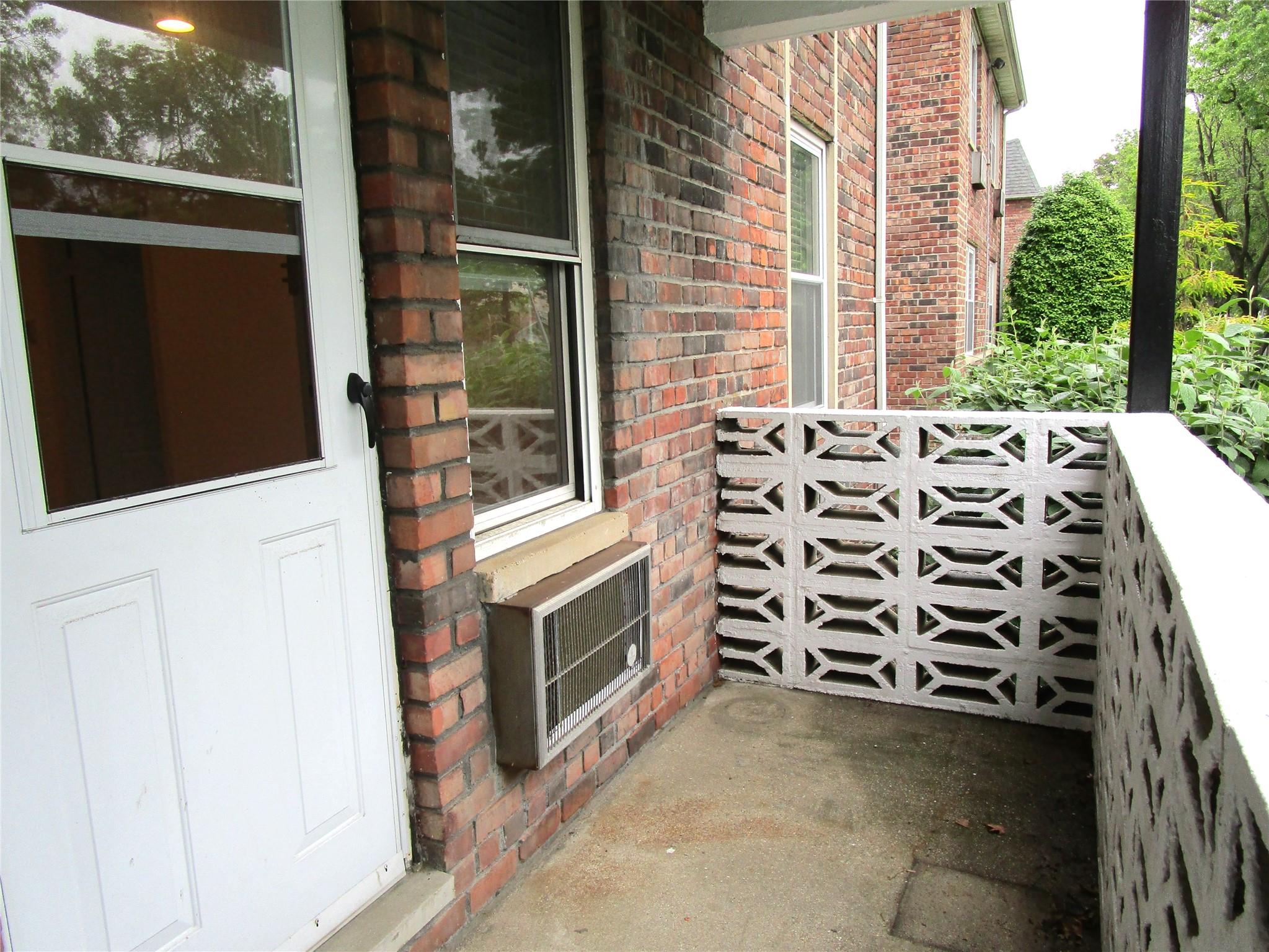 20 Daley Place # 127, Lynbrook, NY 11563