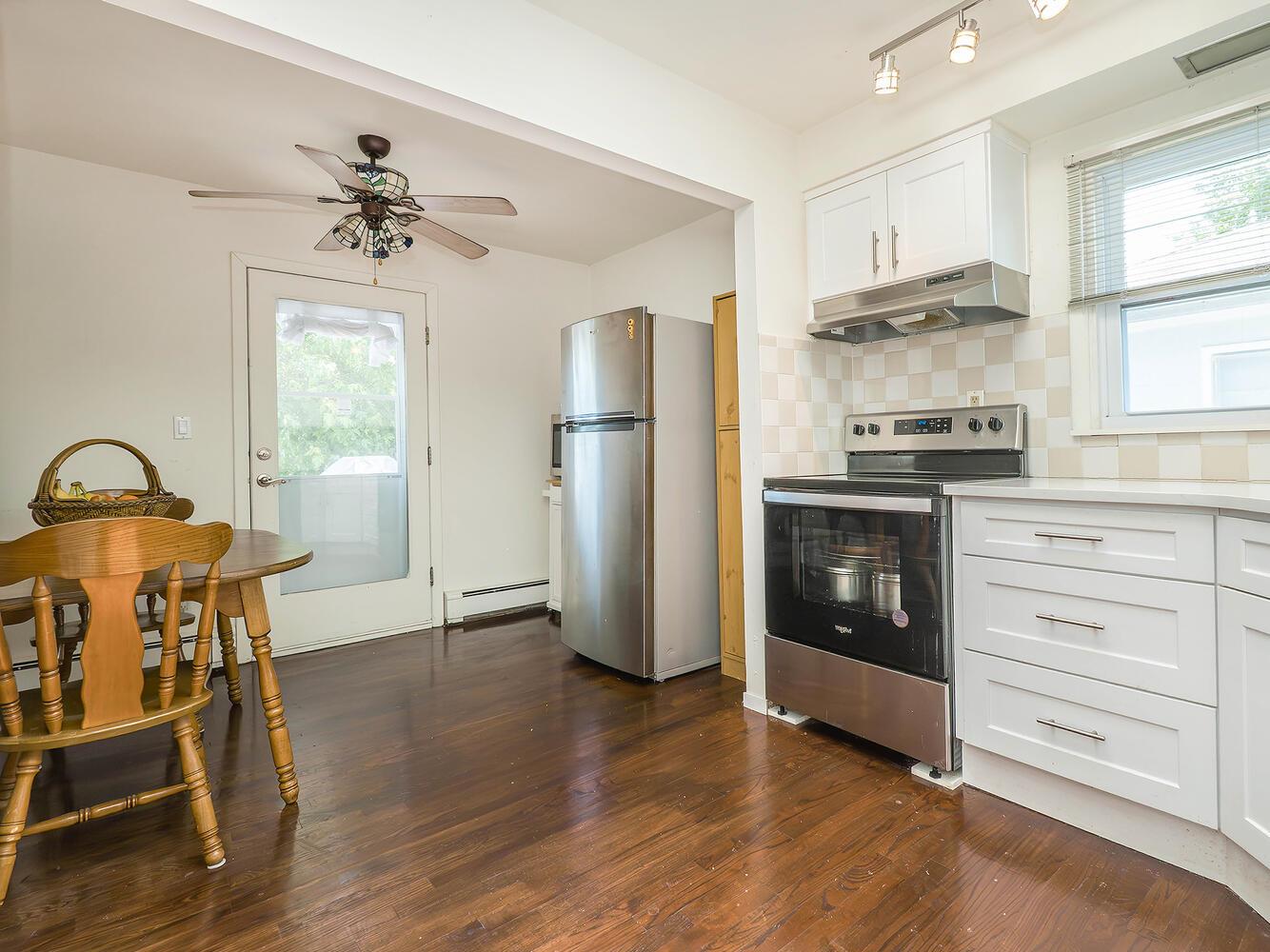 14 Marwood Road S, Port Washington, NY 11050