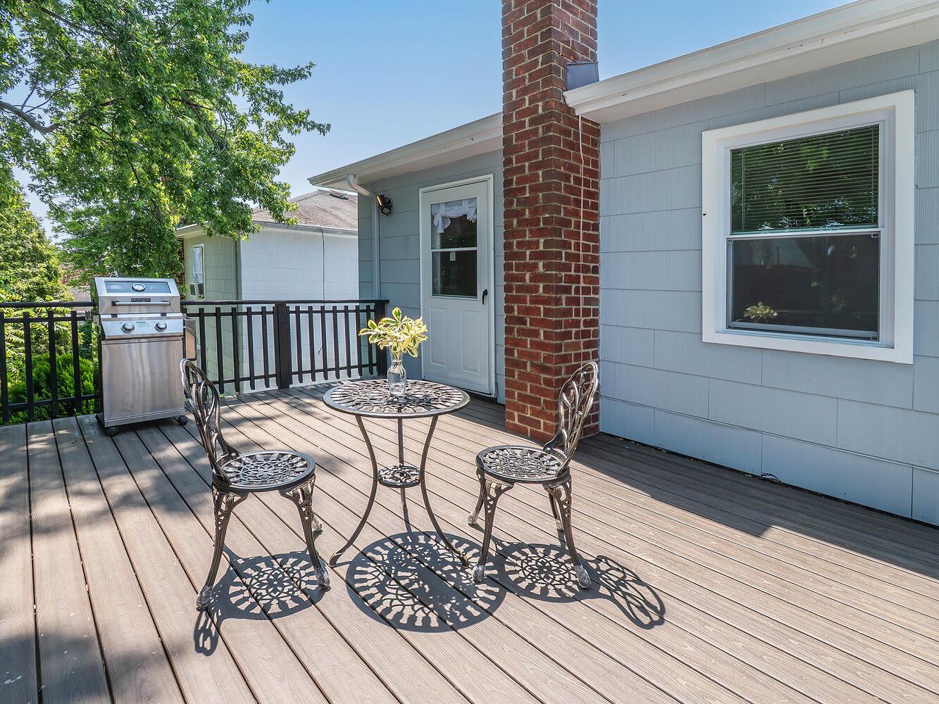 14 Marwood Road S, Port Washington, NY 11050