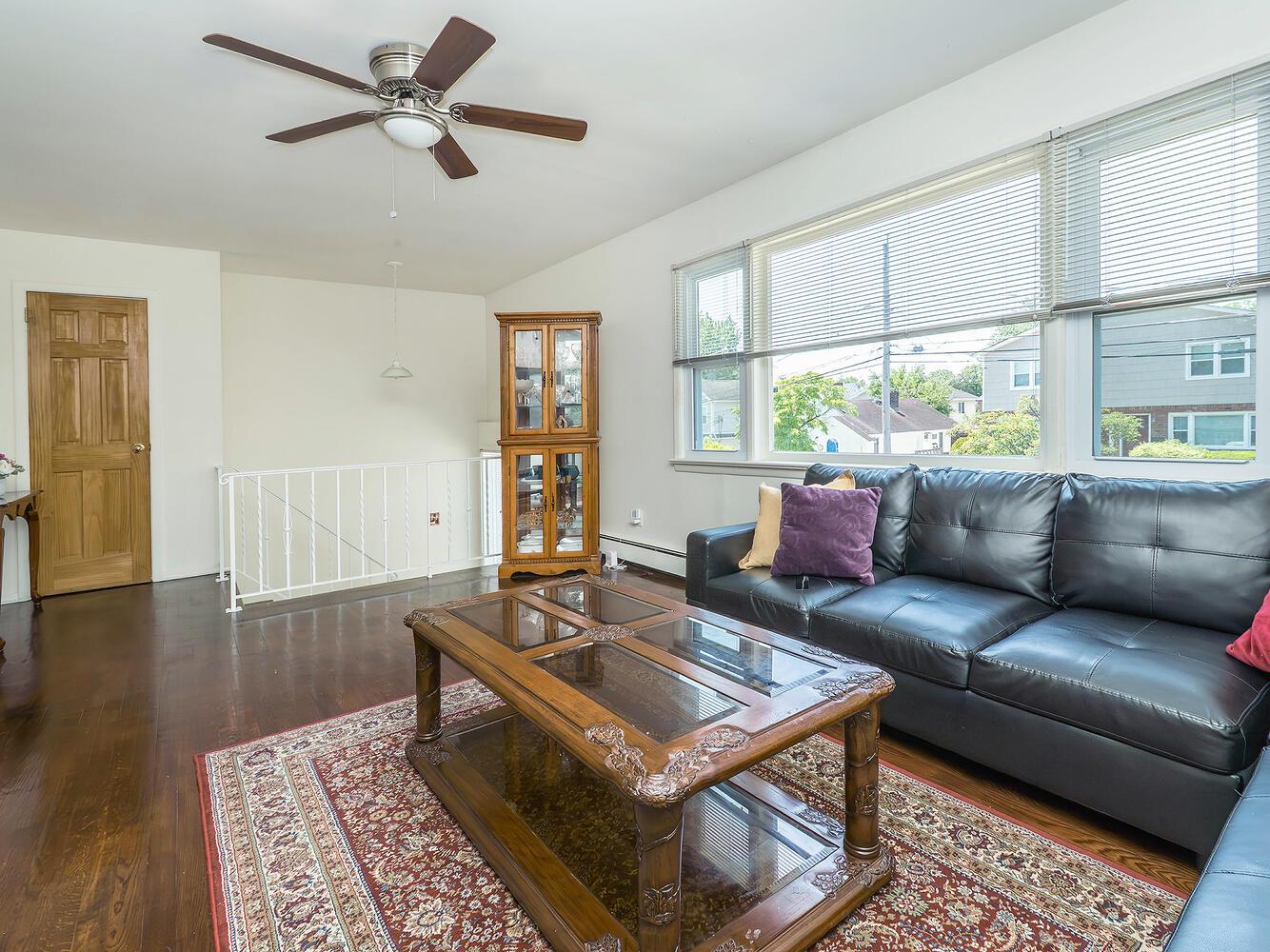 14 Marwood Road S, Port Washington, NY 11050