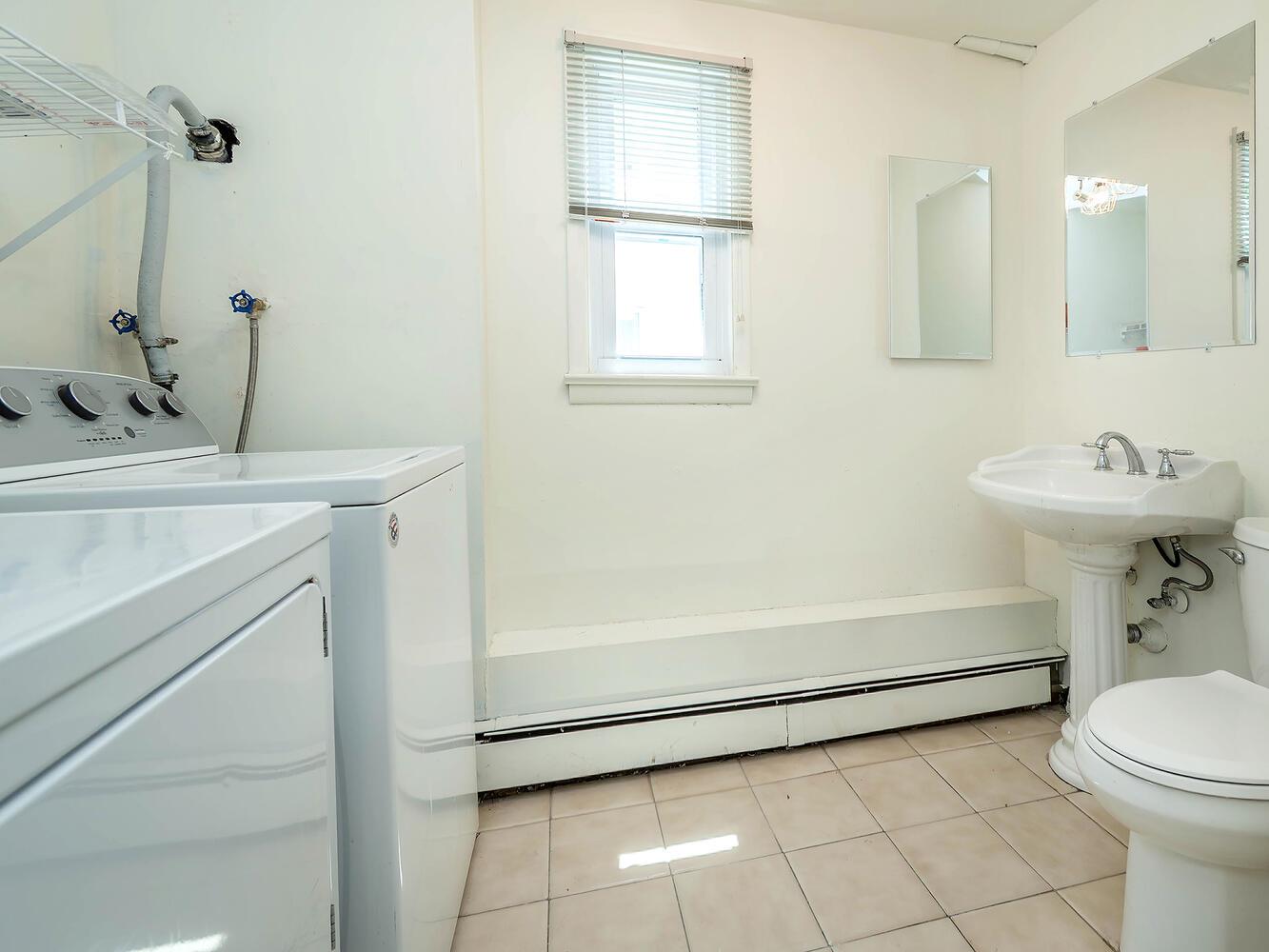 14 Marwood Road S, Port Washington, NY 11050