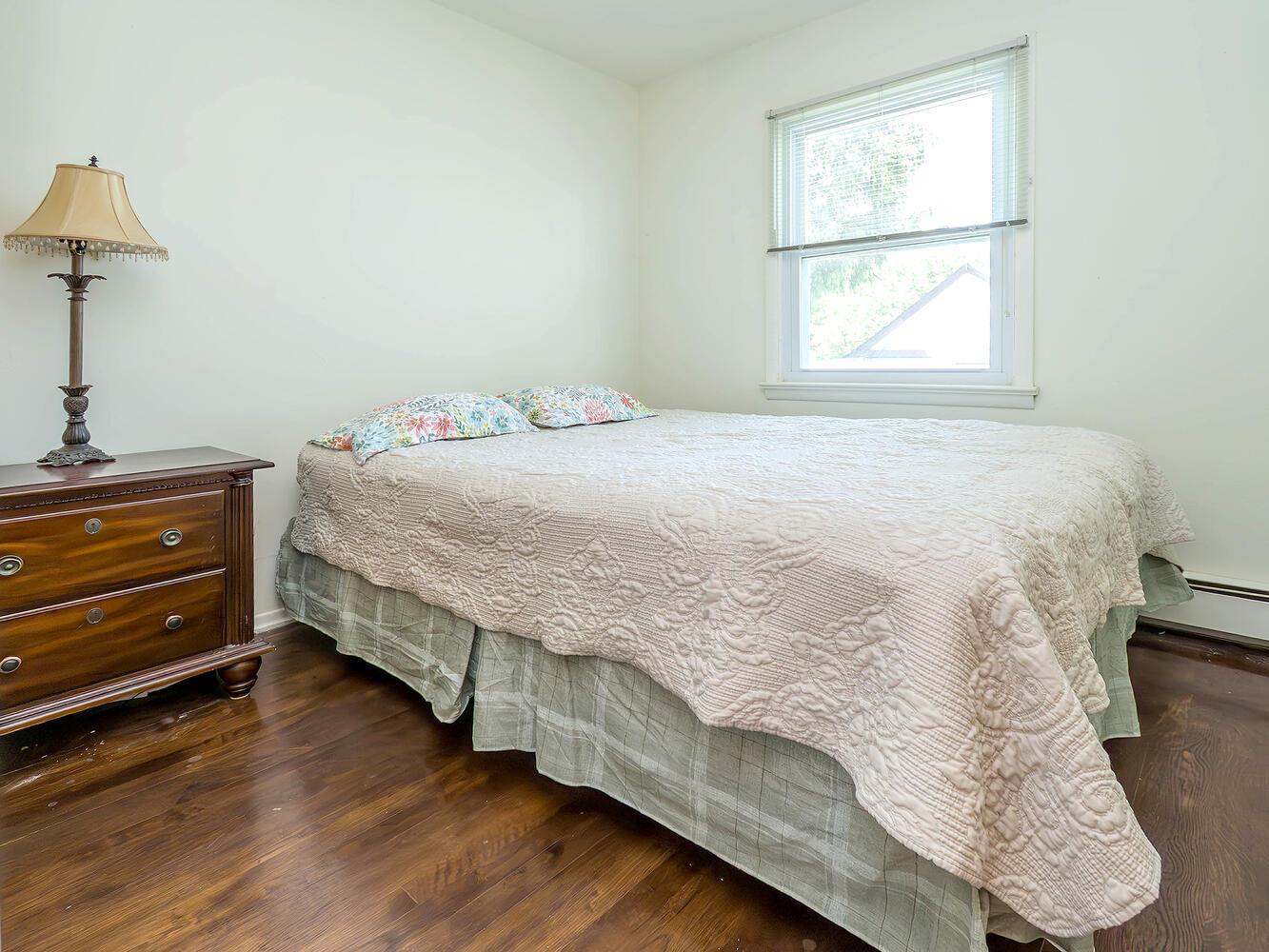 14 Marwood Road S, Port Washington, NY 11050