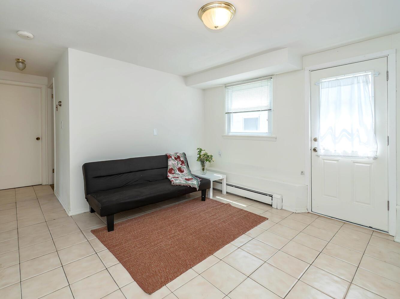 14 Marwood Road S, Port Washington, NY 11050