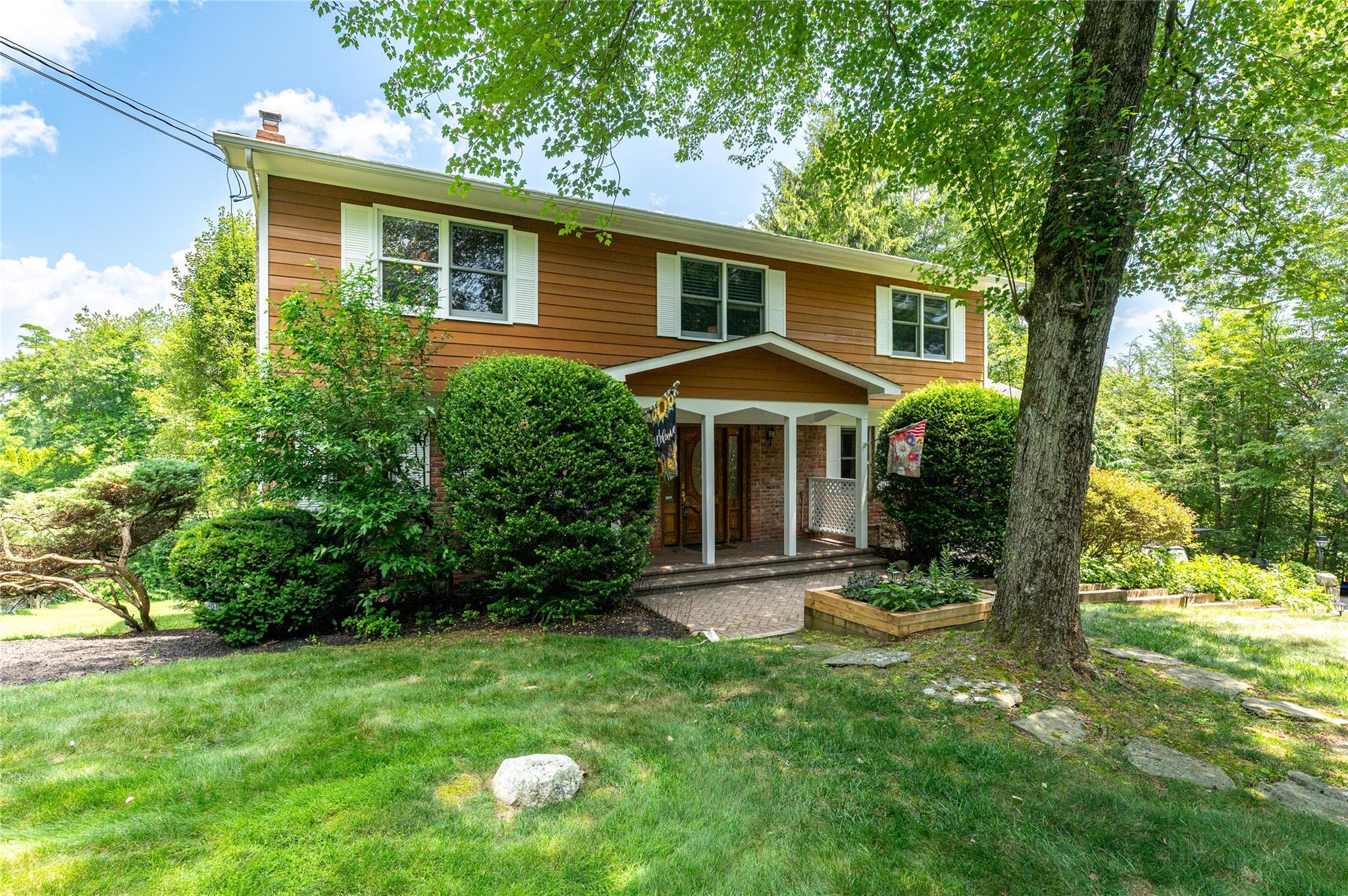 18 Primrose Street, Katonah, NY 10536