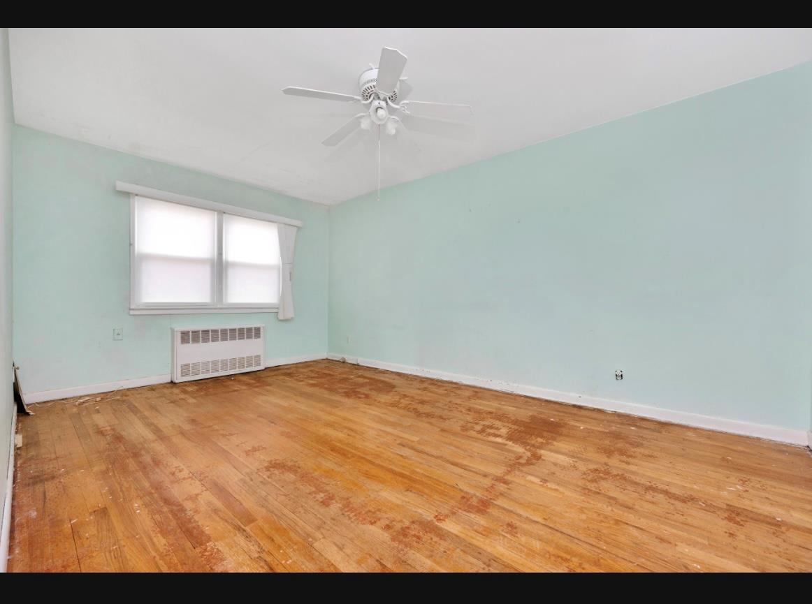 7510 Juniper Boulevard S, Middle Village, NY 11379