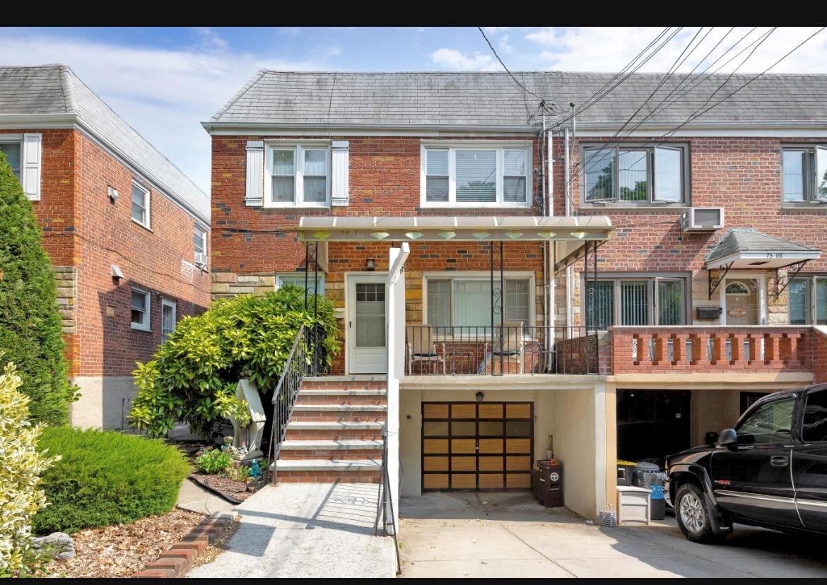 7510 Juniper Boulevard S, Middle Village, NY 11379