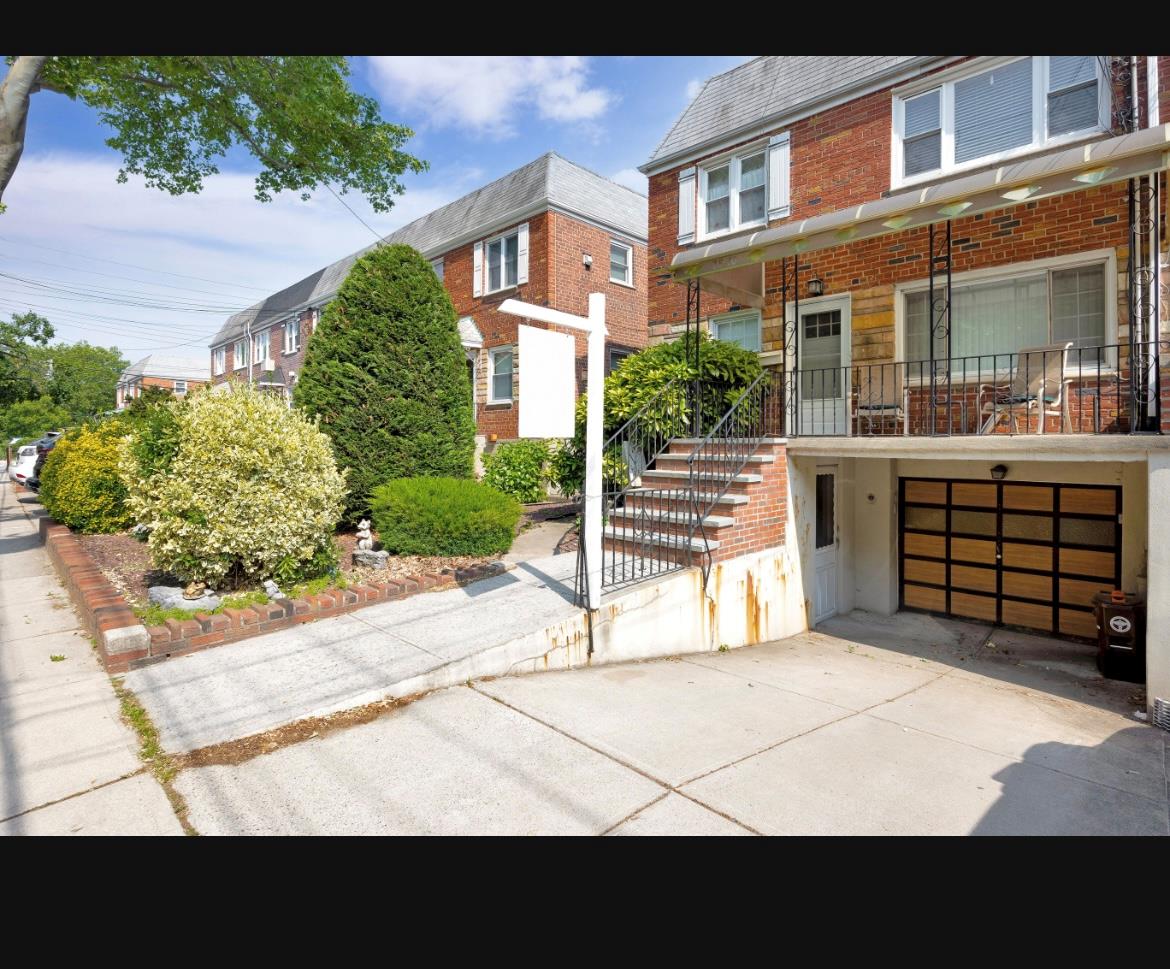 7510 Juniper Boulevard S, Middle Village, NY 11379