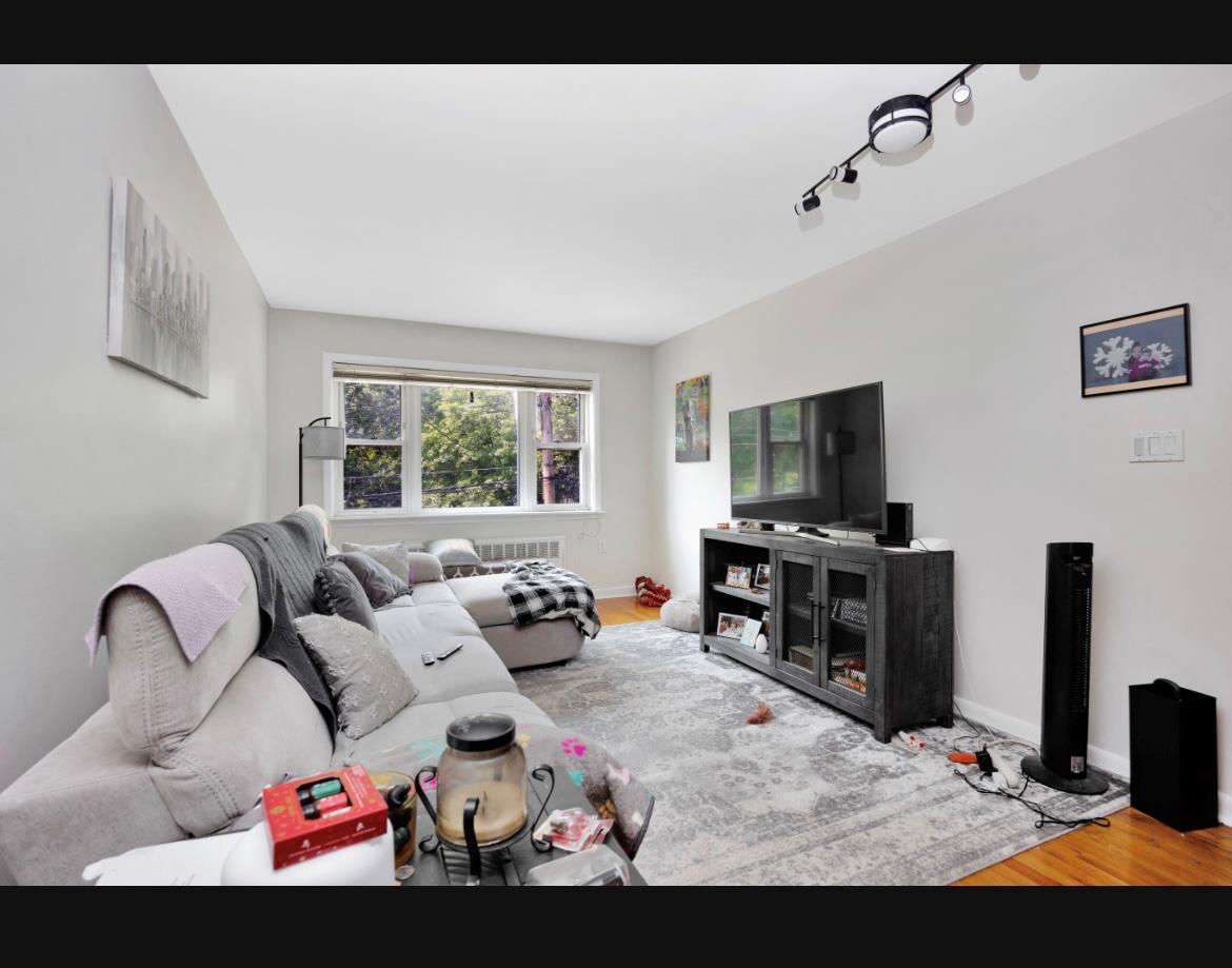 7510 Juniper Boulevard S, Middle Village, NY 11379