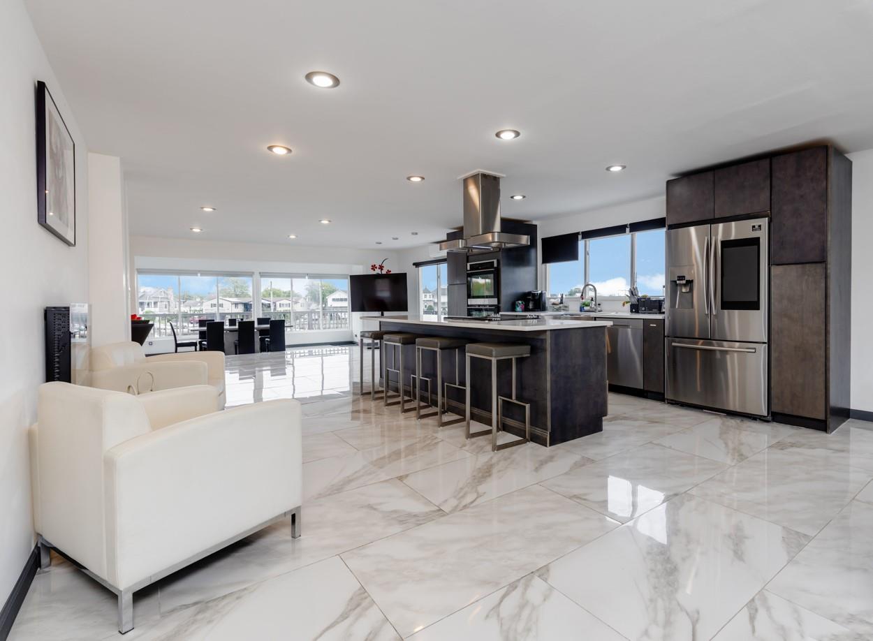 200 Clocks Boulevard, Massapequa, NY 11758