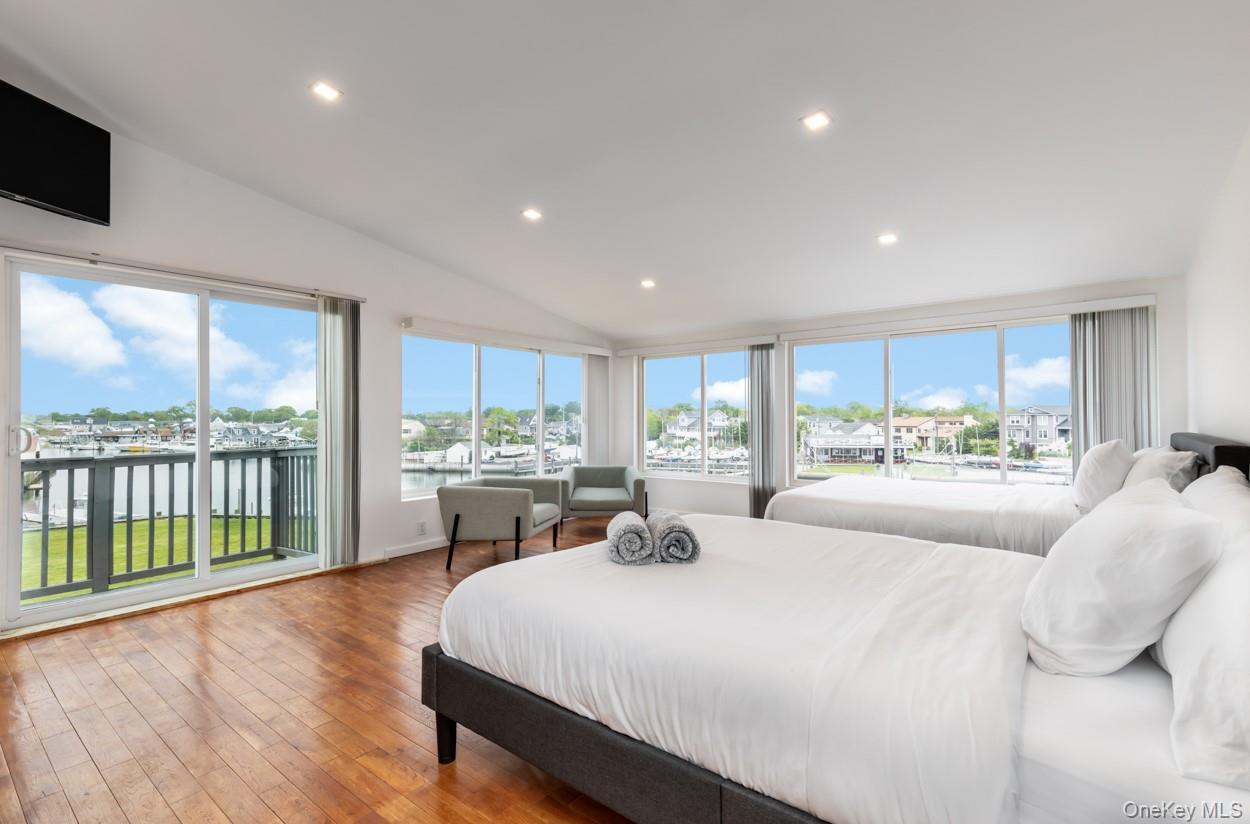 200 Clocks Boulevard, Massapequa, NY 11758