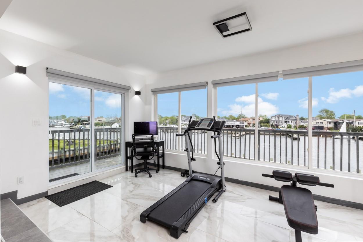 200 Clocks Boulevard, Massapequa, NY 11758