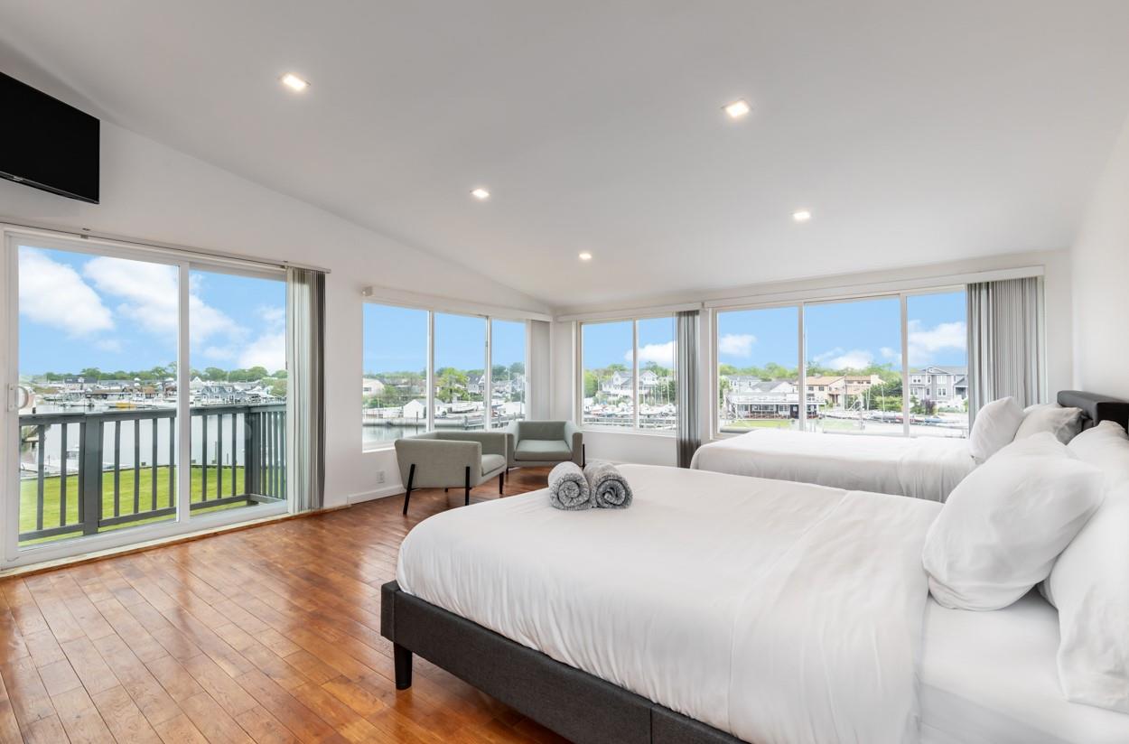 200 Clocks Boulevard, Massapequa, NY 11758