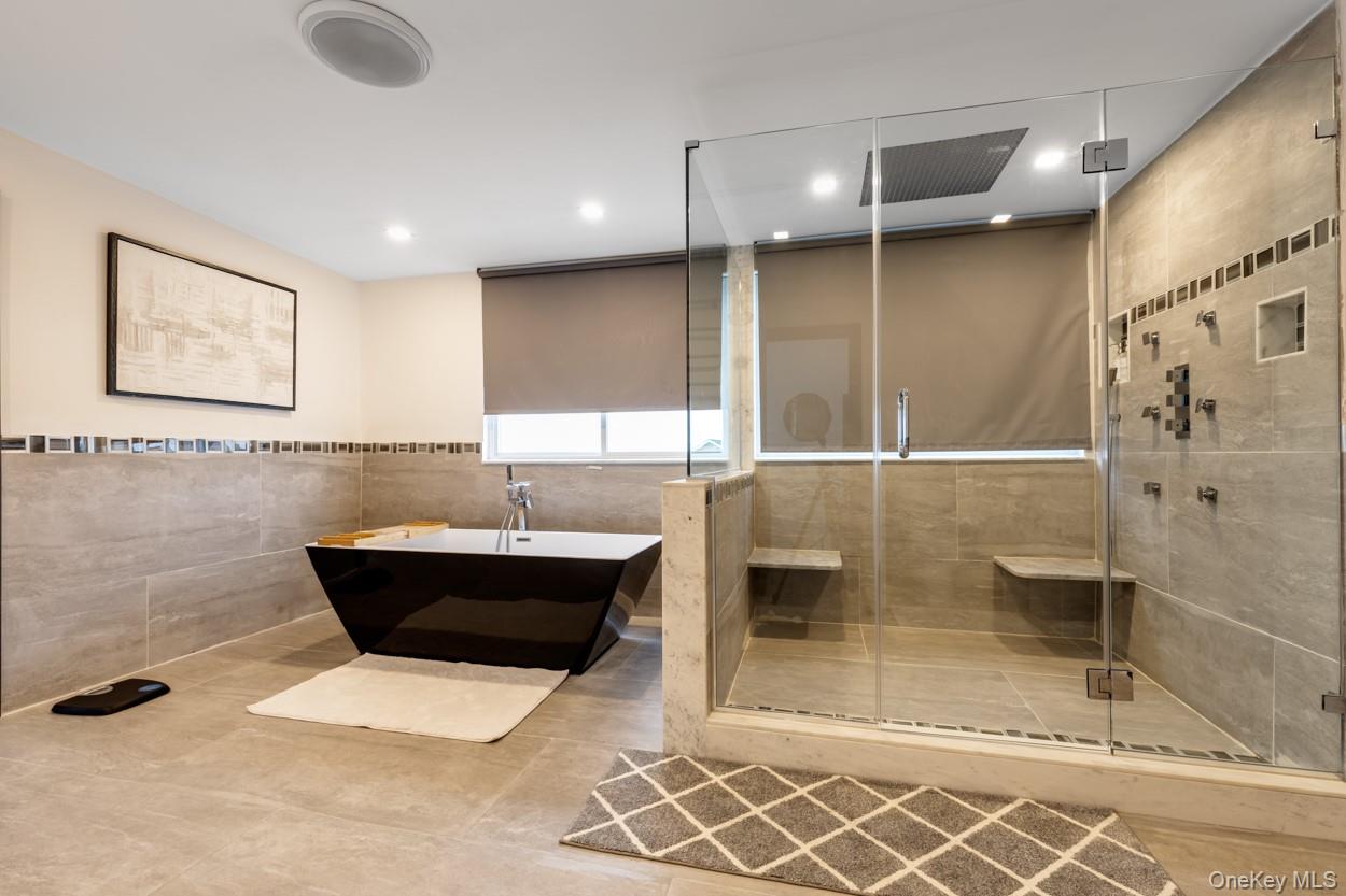 200 Clocks Boulevard, Massapequa, NY 11758