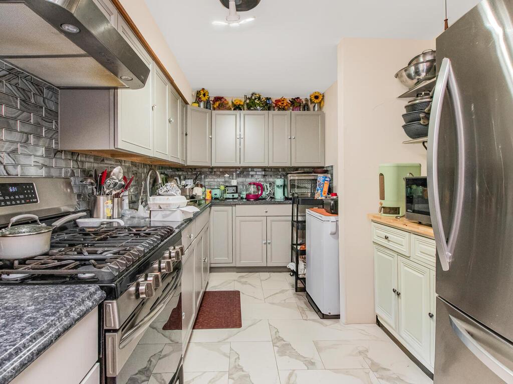 2 Rivervale Road, Middletown, NY 10940