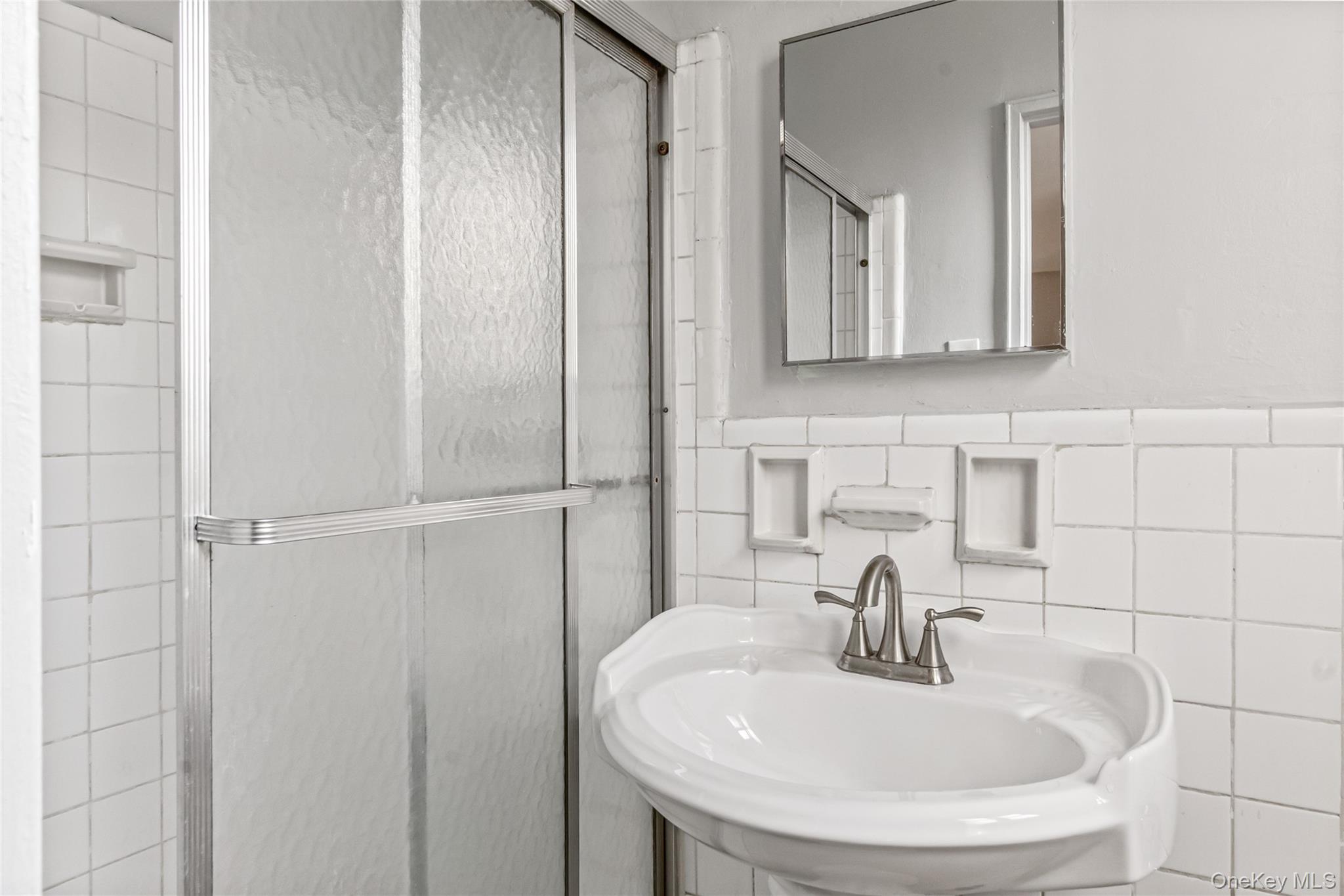 140-15 Holly Avenue # 4E, Flushing, NY 11355