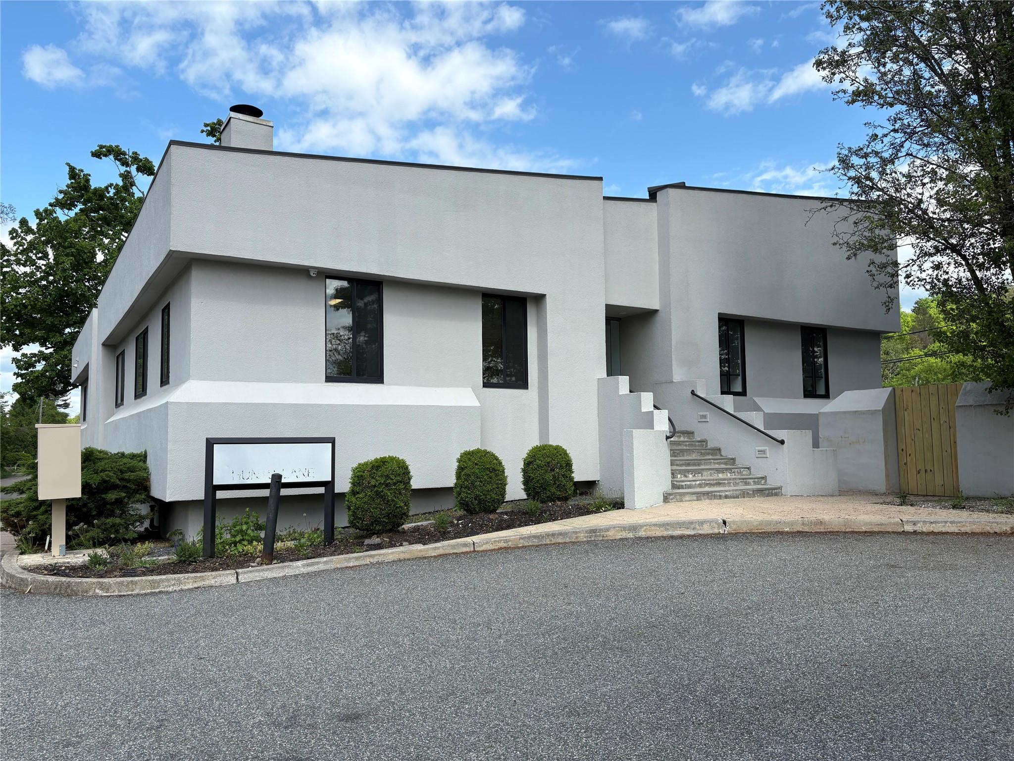 9 Joan Corwin Way, Chappaqua, NY 10514