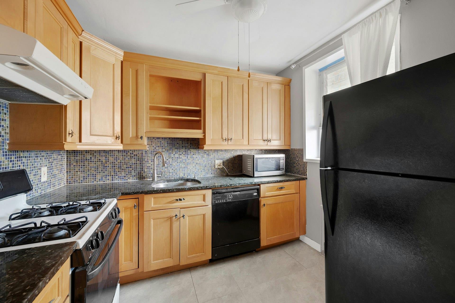 315 King Street # 5C, Port Chester, NY 10573