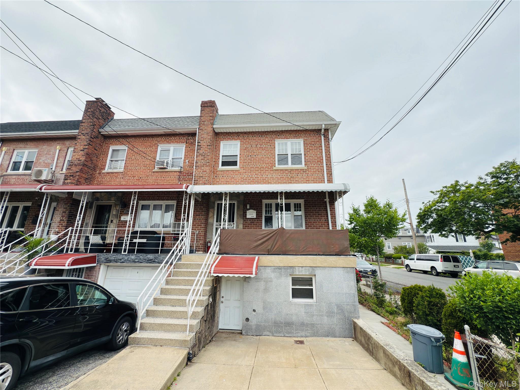 2943 Waterbury Avenue, Bronx, NY 10461