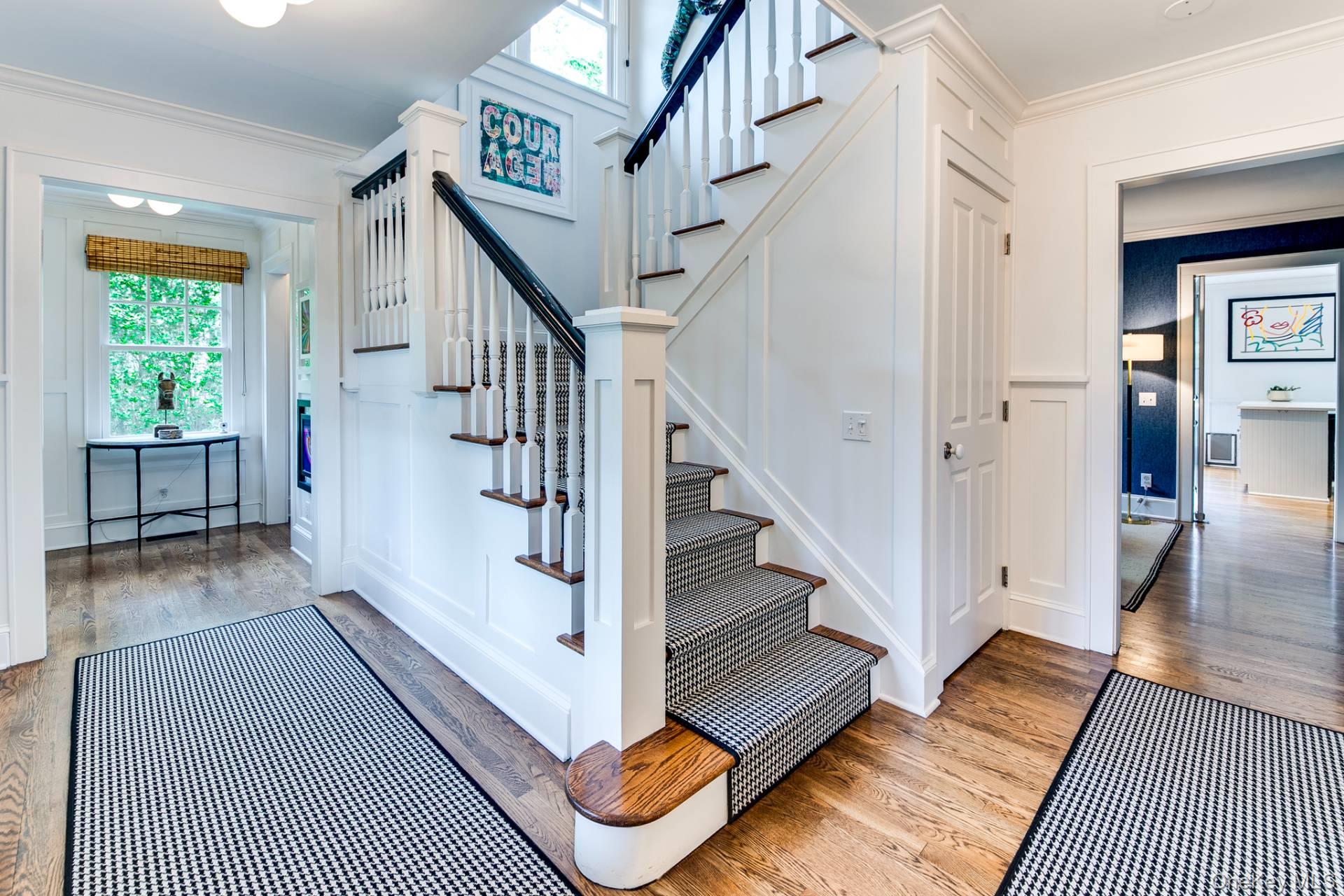 12 Pleasant Lane, East Hampton, NY 11937