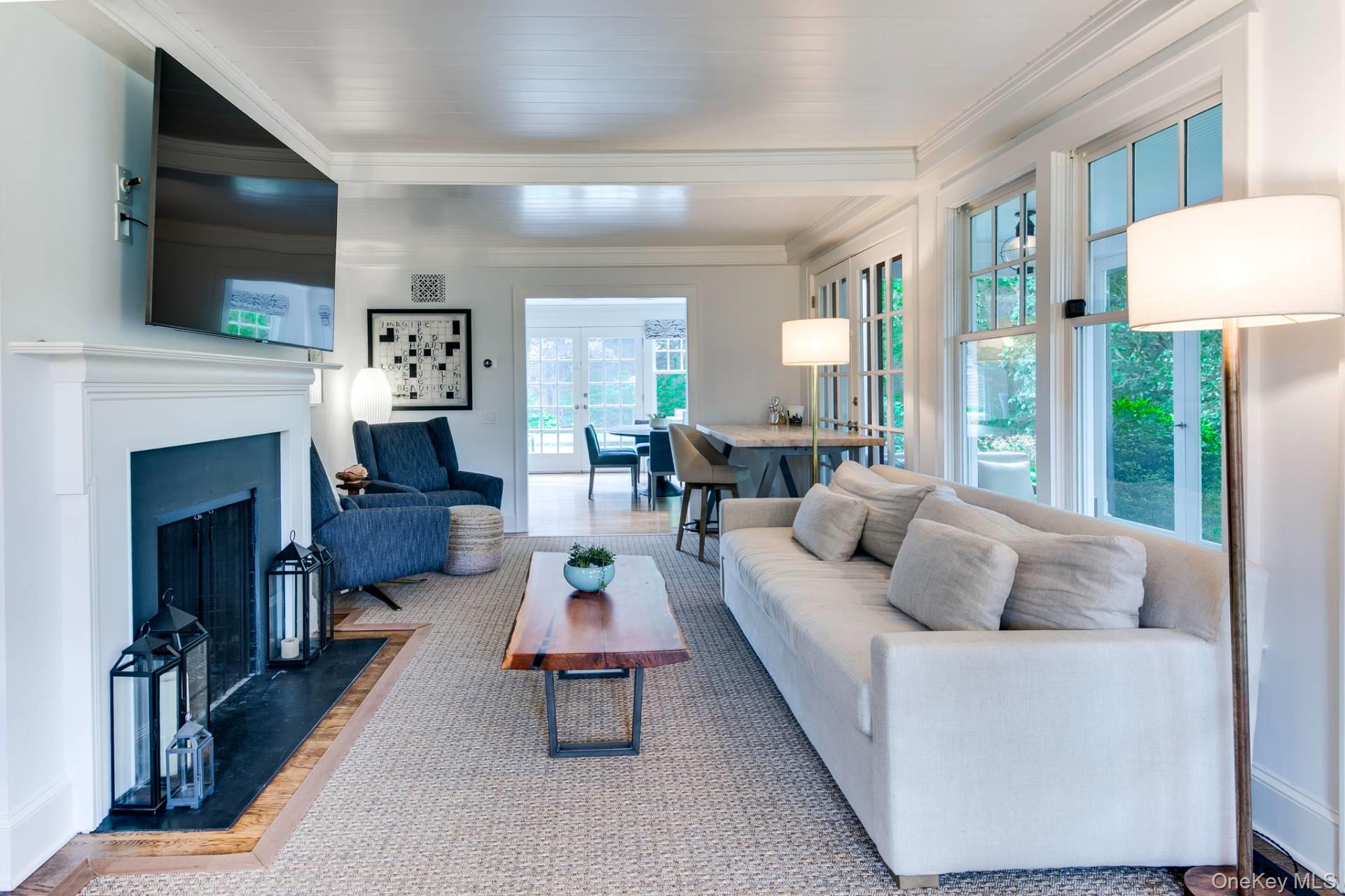 12 Pleasant Lane, East Hampton, NY 11937