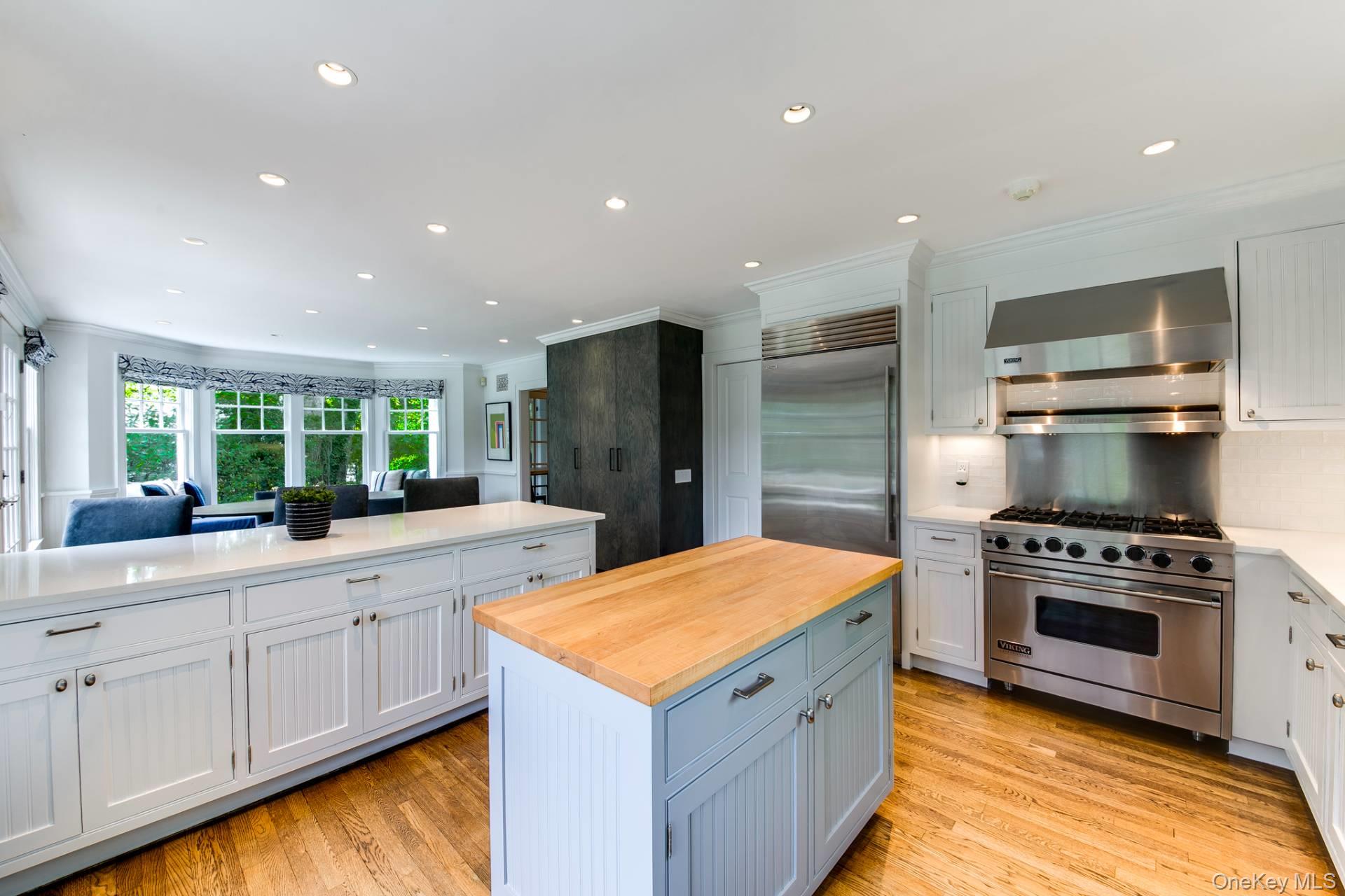 12 Pleasant Lane, East Hampton, NY 11937