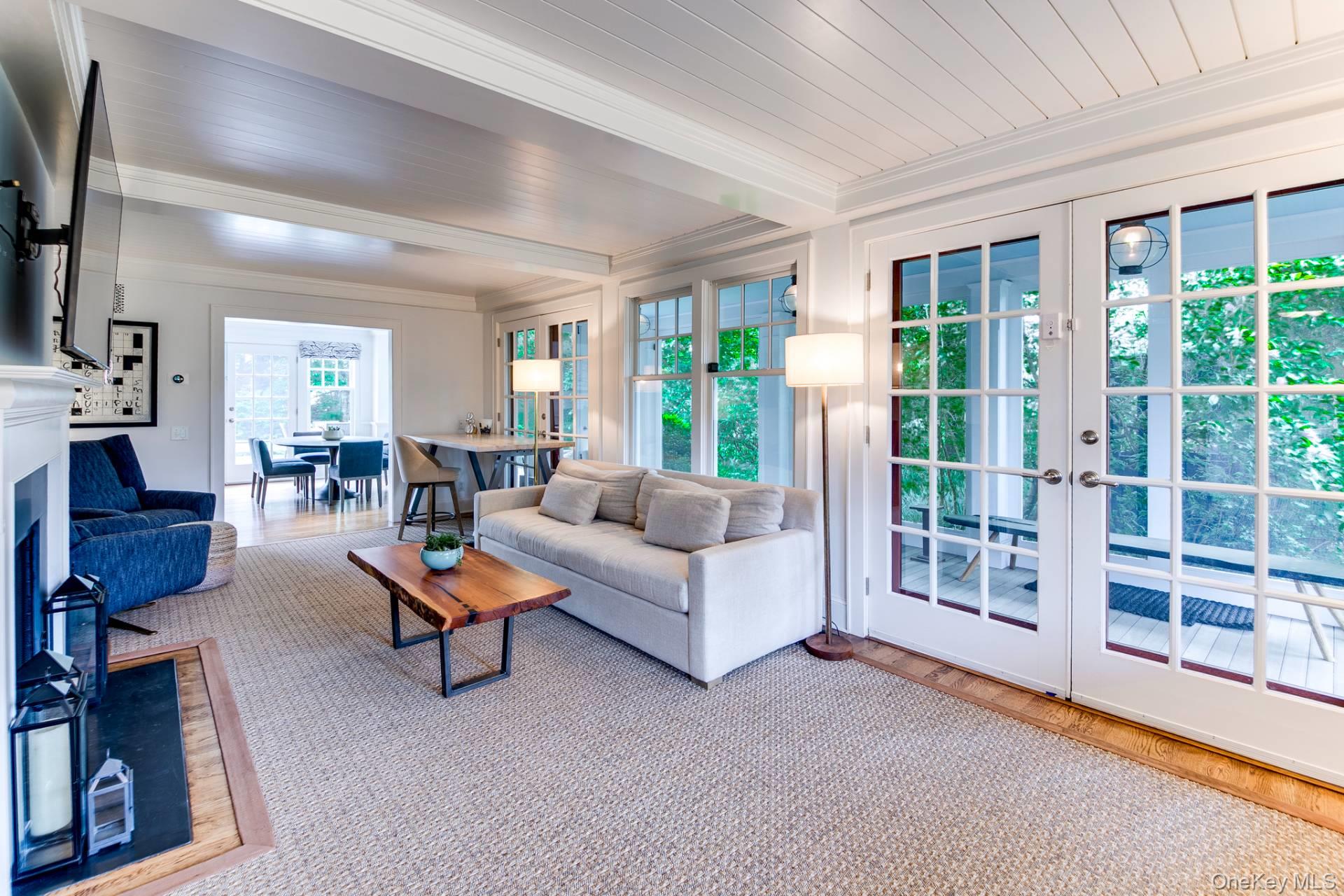 12 Pleasant Lane, East Hampton, NY 11937