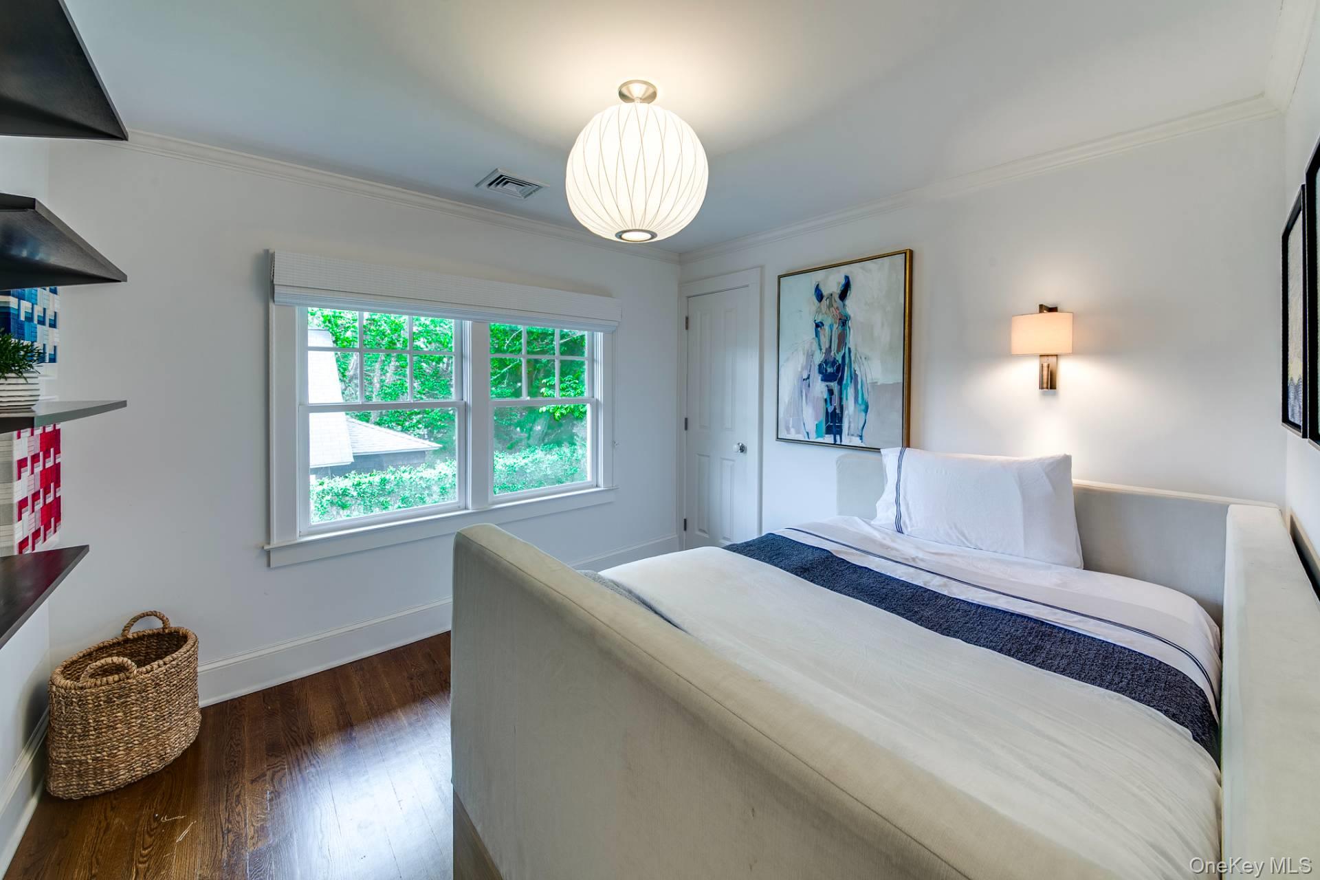 12 Pleasant Lane, East Hampton, NY 11937