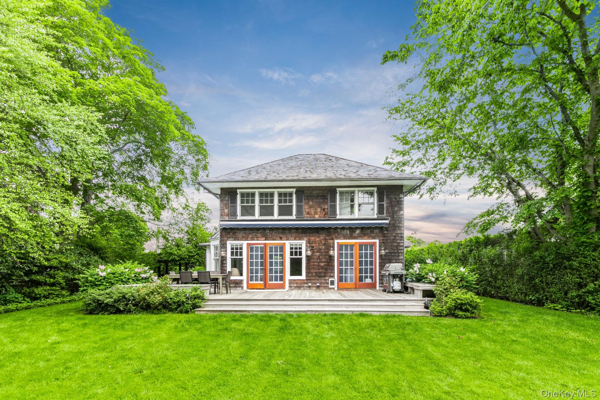 12 Pleasant Lane, East Hampton, NY 11937