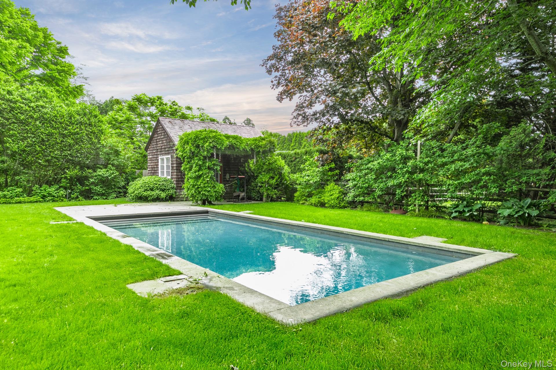 12 Pleasant Lane, East Hampton, NY 11937