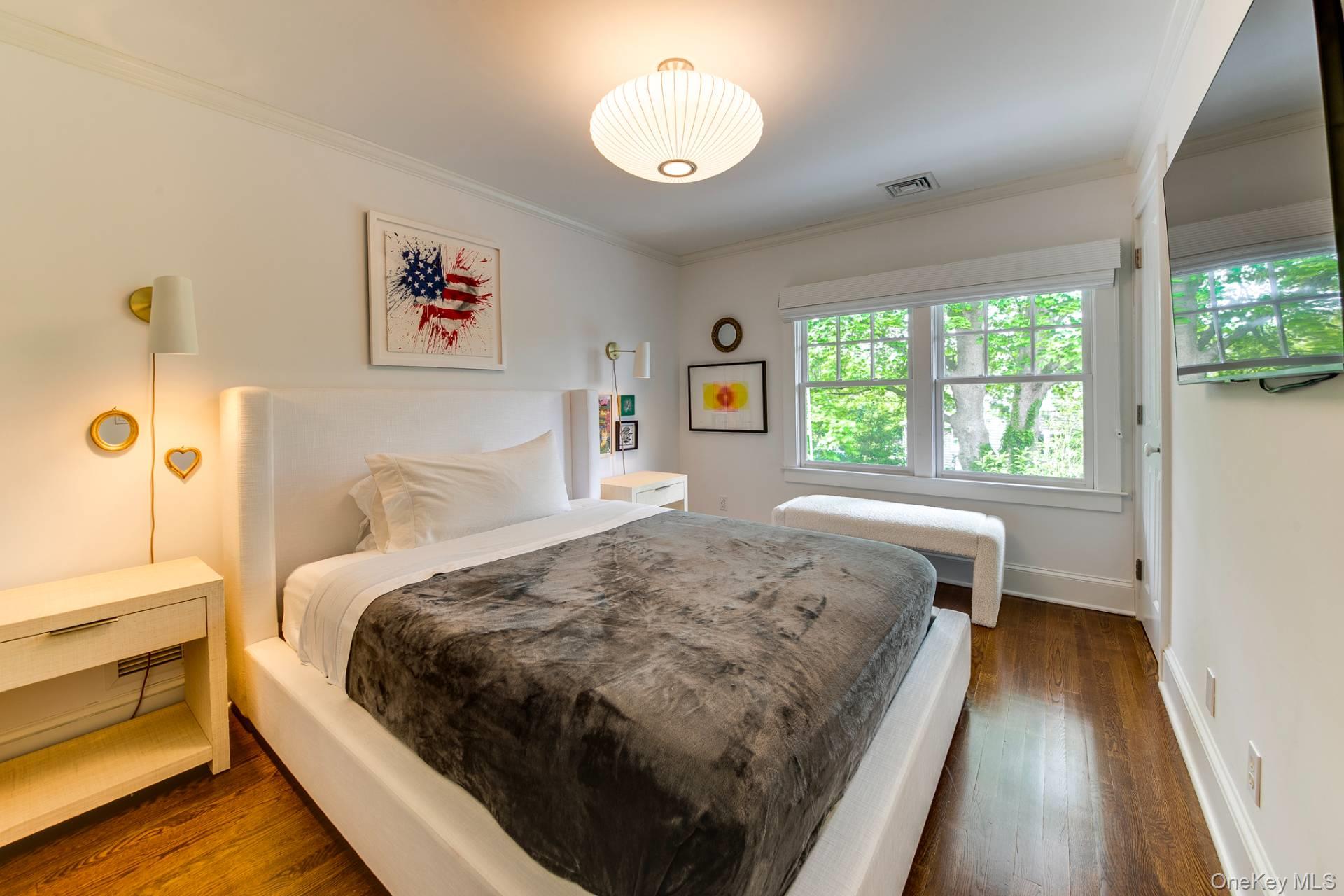 12 Pleasant Lane, East Hampton, NY 11937