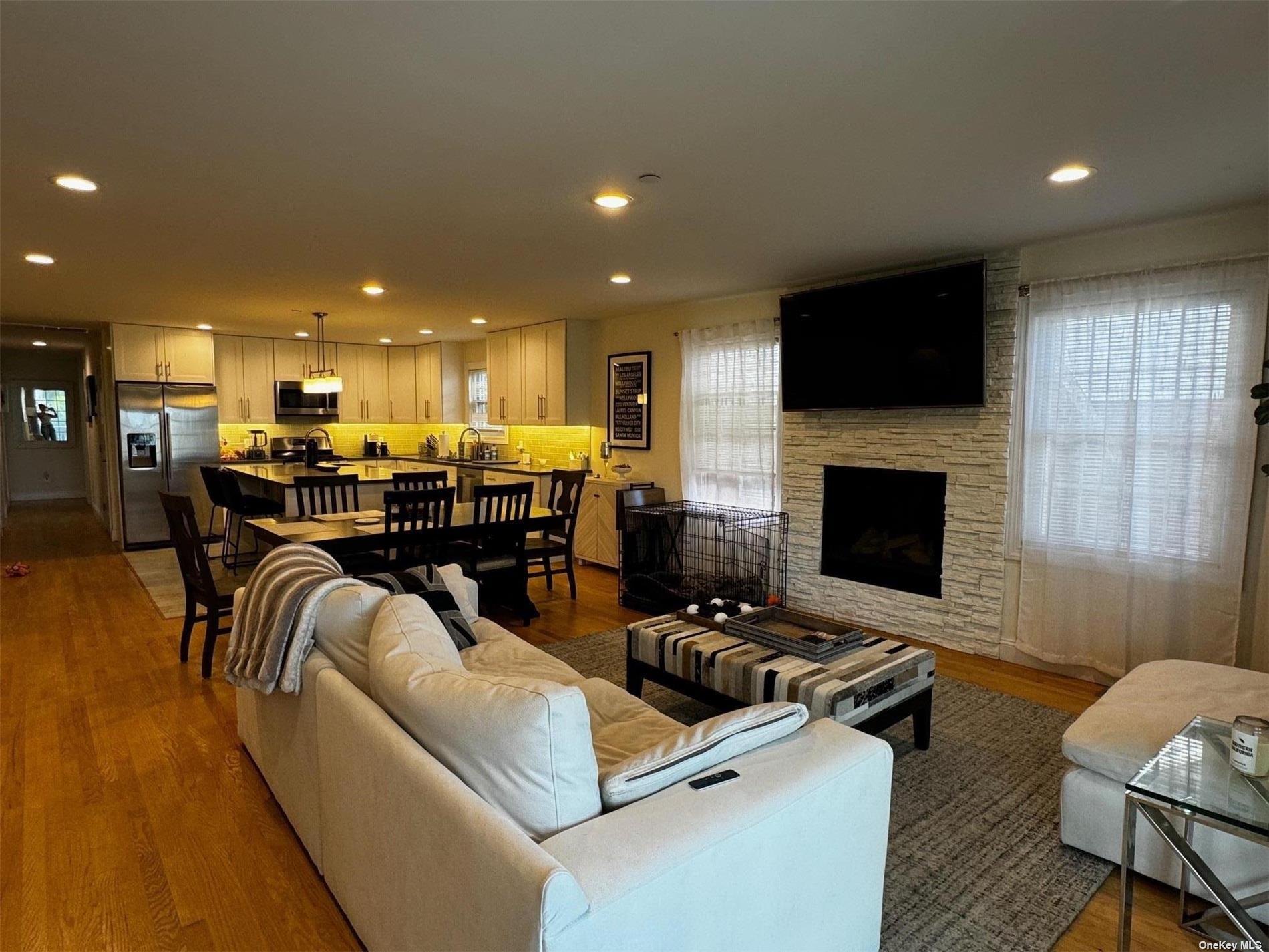 621 E Olive Street # 1, Long Beach, NY 11561