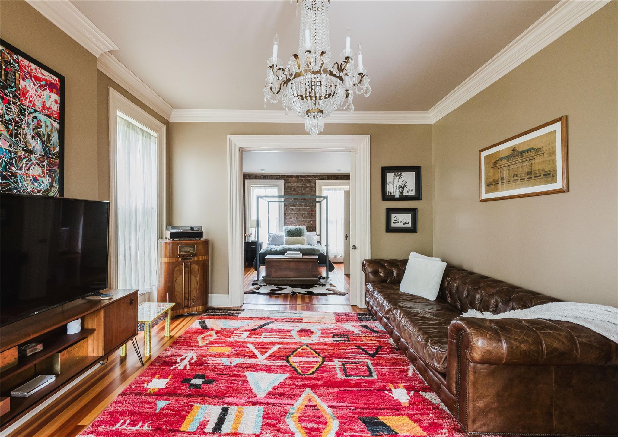 1 E Court Street, Hudson, NY 12534