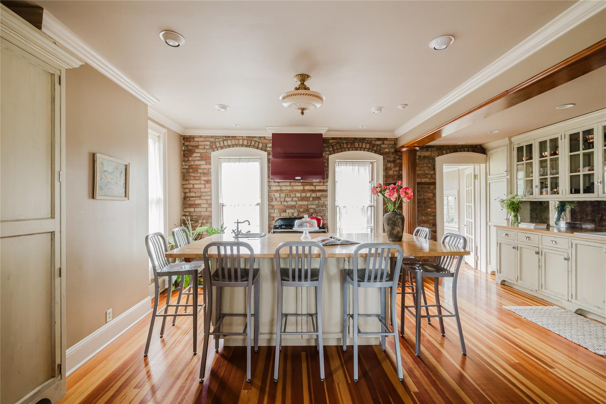 1 E Court Street, Hudson, NY 12534