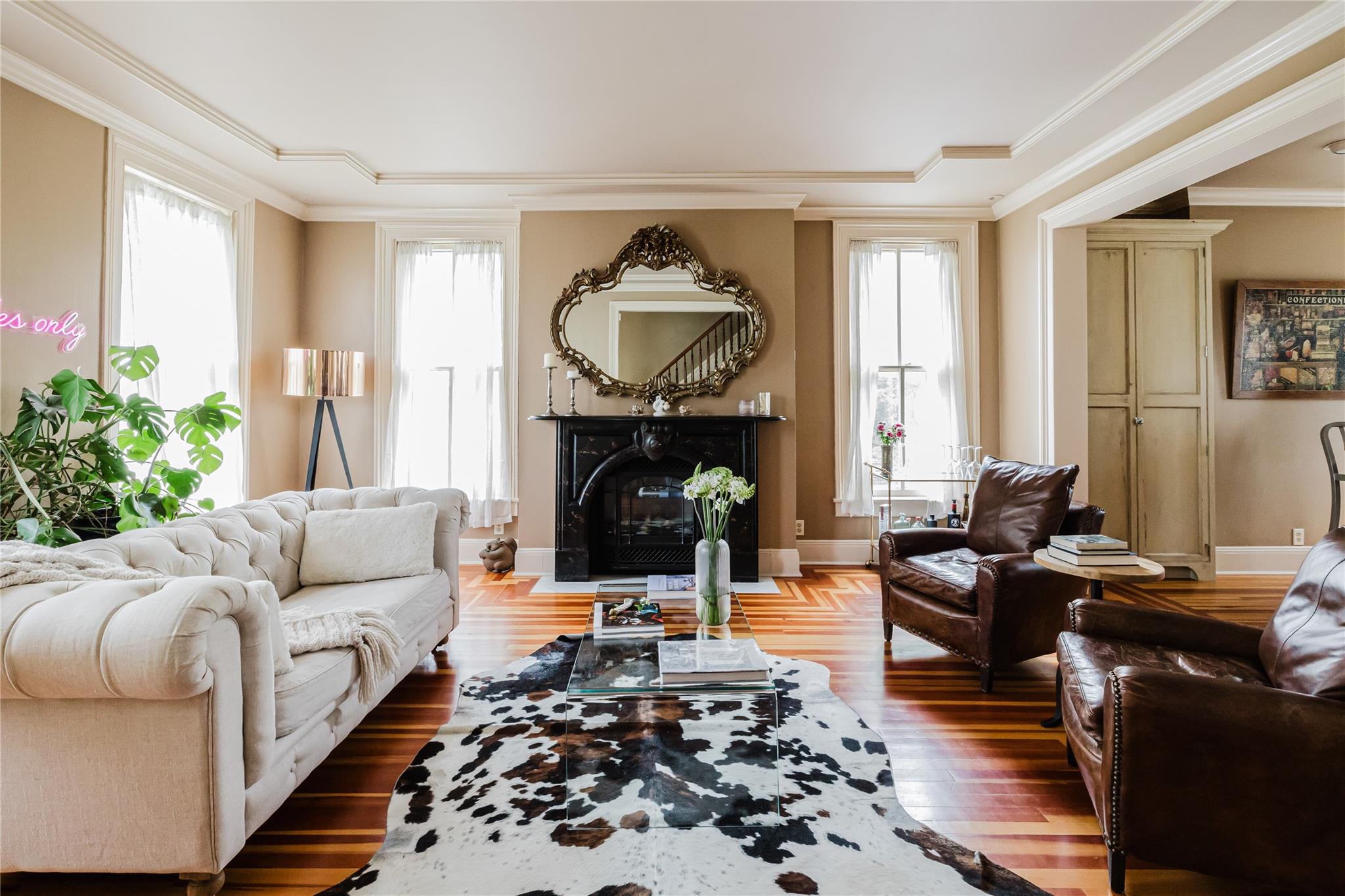 1 E Court Street, Hudson, NY 12534