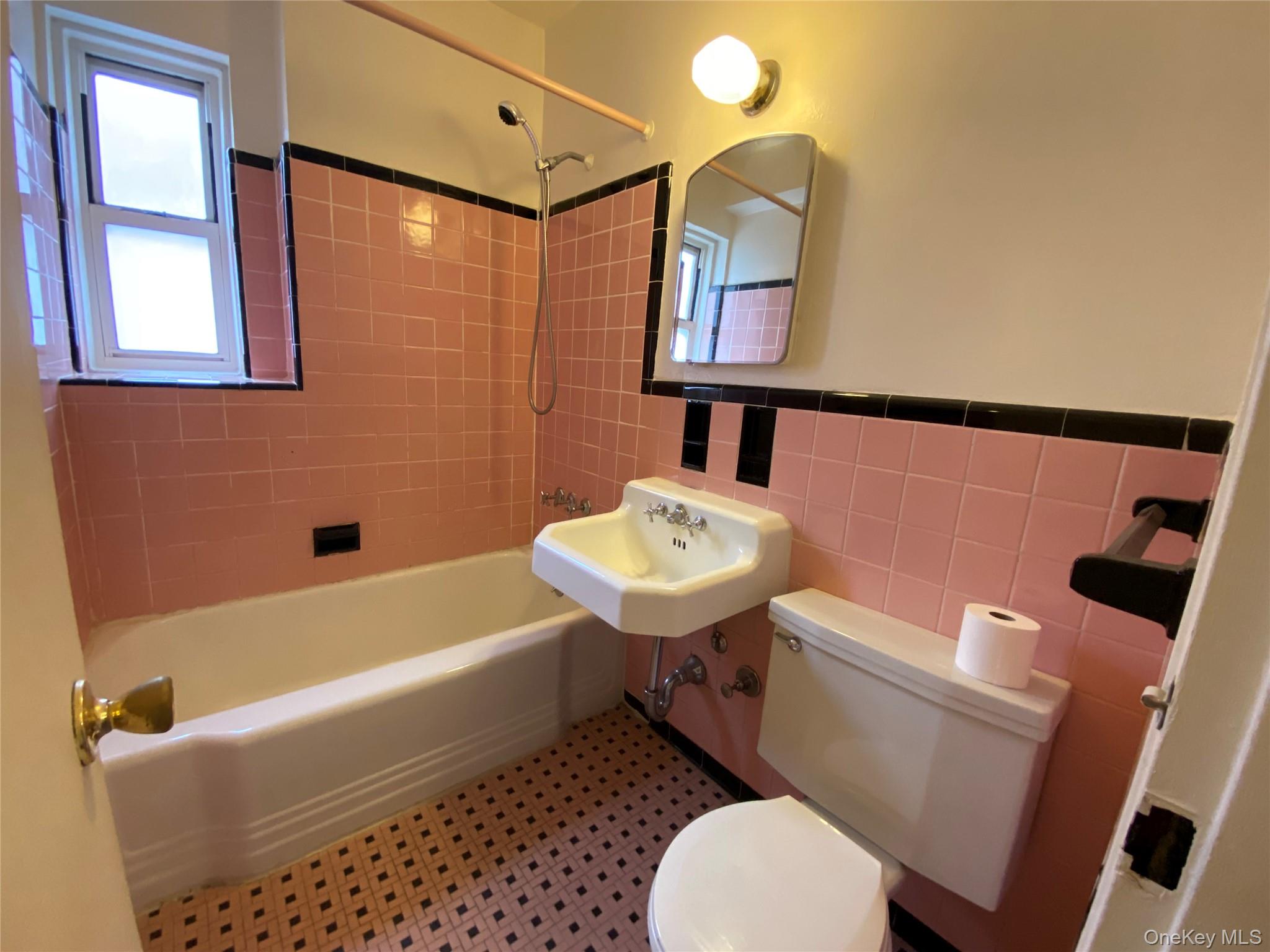 501 Riverdale Avenue # 6L, Yonkers, NY 10705