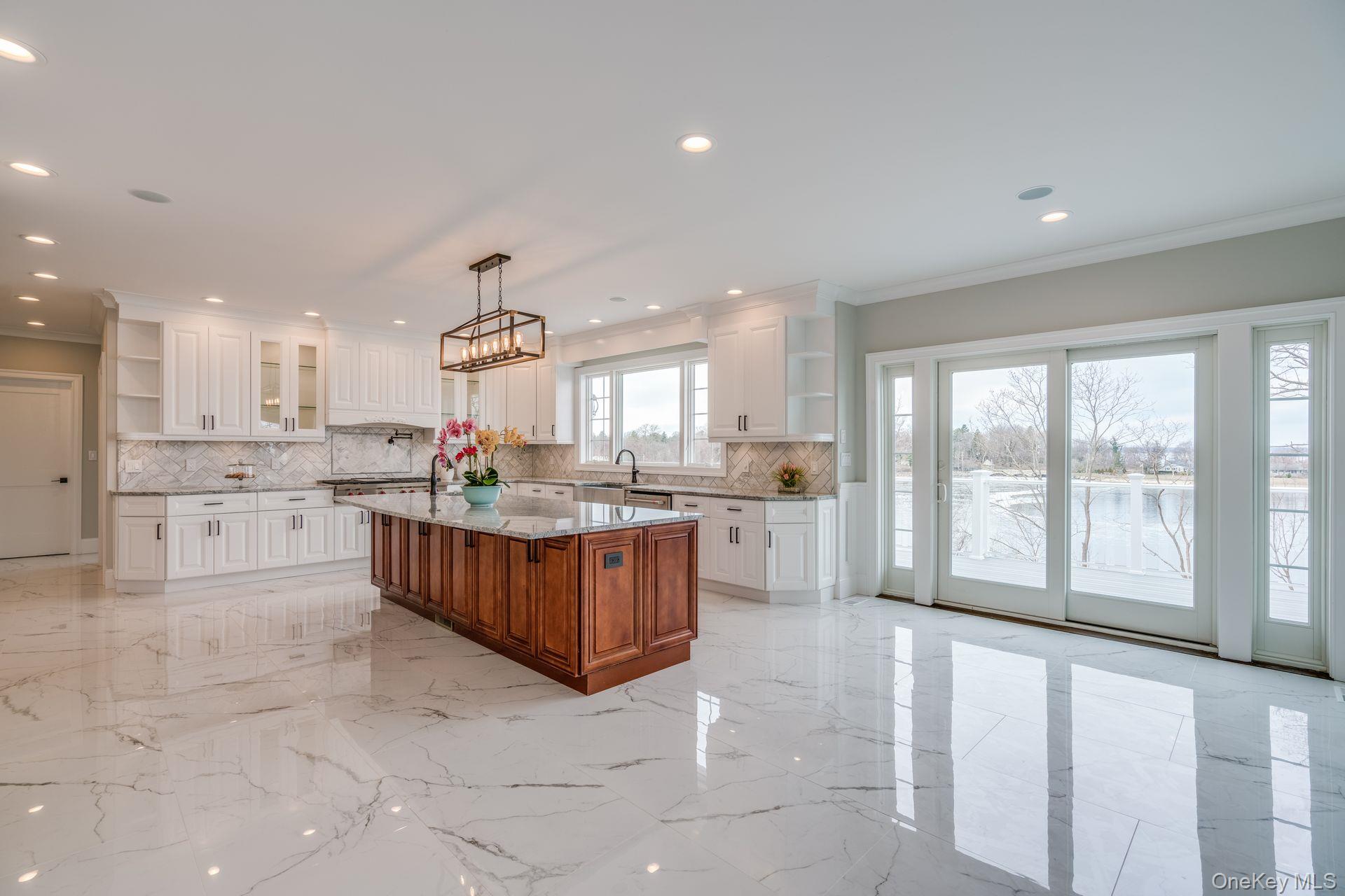 12 Barbara Lane, Glen Cove, NY 11542