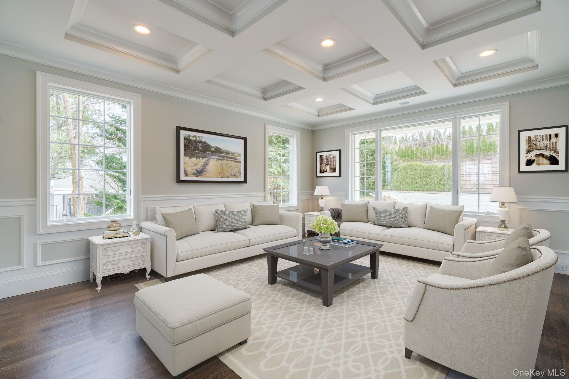 12 Barbara Lane, Glen Cove, NY 11542