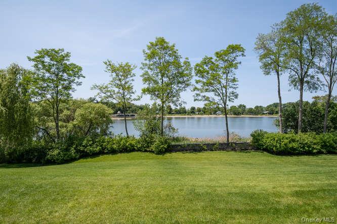 12 Barbara Lane, Glen Cove, NY 11542