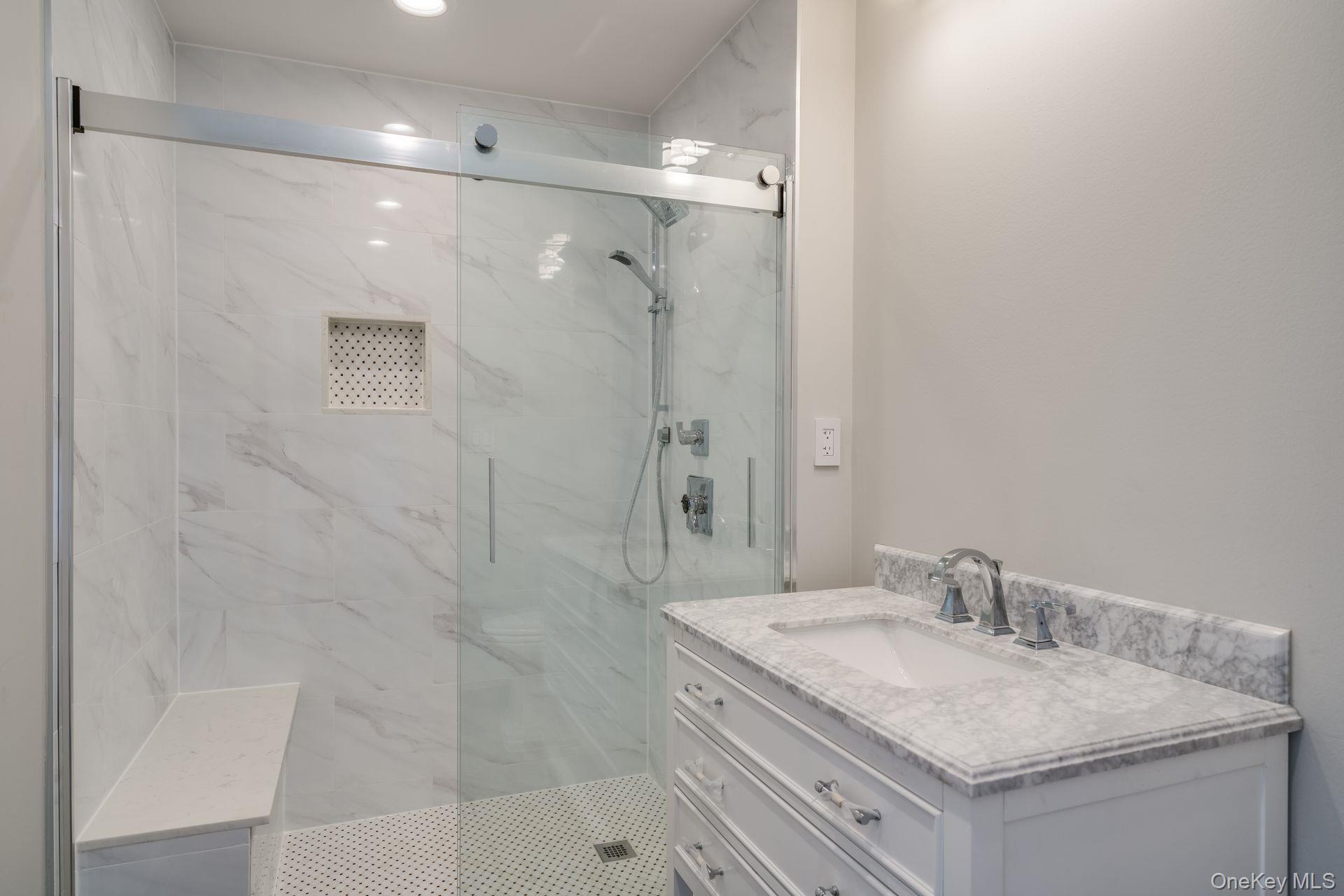 12 Barbara Lane, Glen Cove, NY 11542