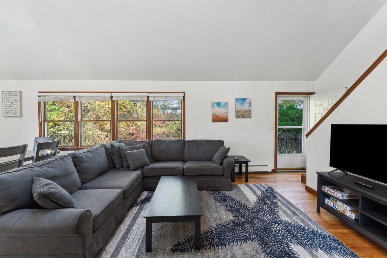 20 Magee Drive, Southampton, NY 11968