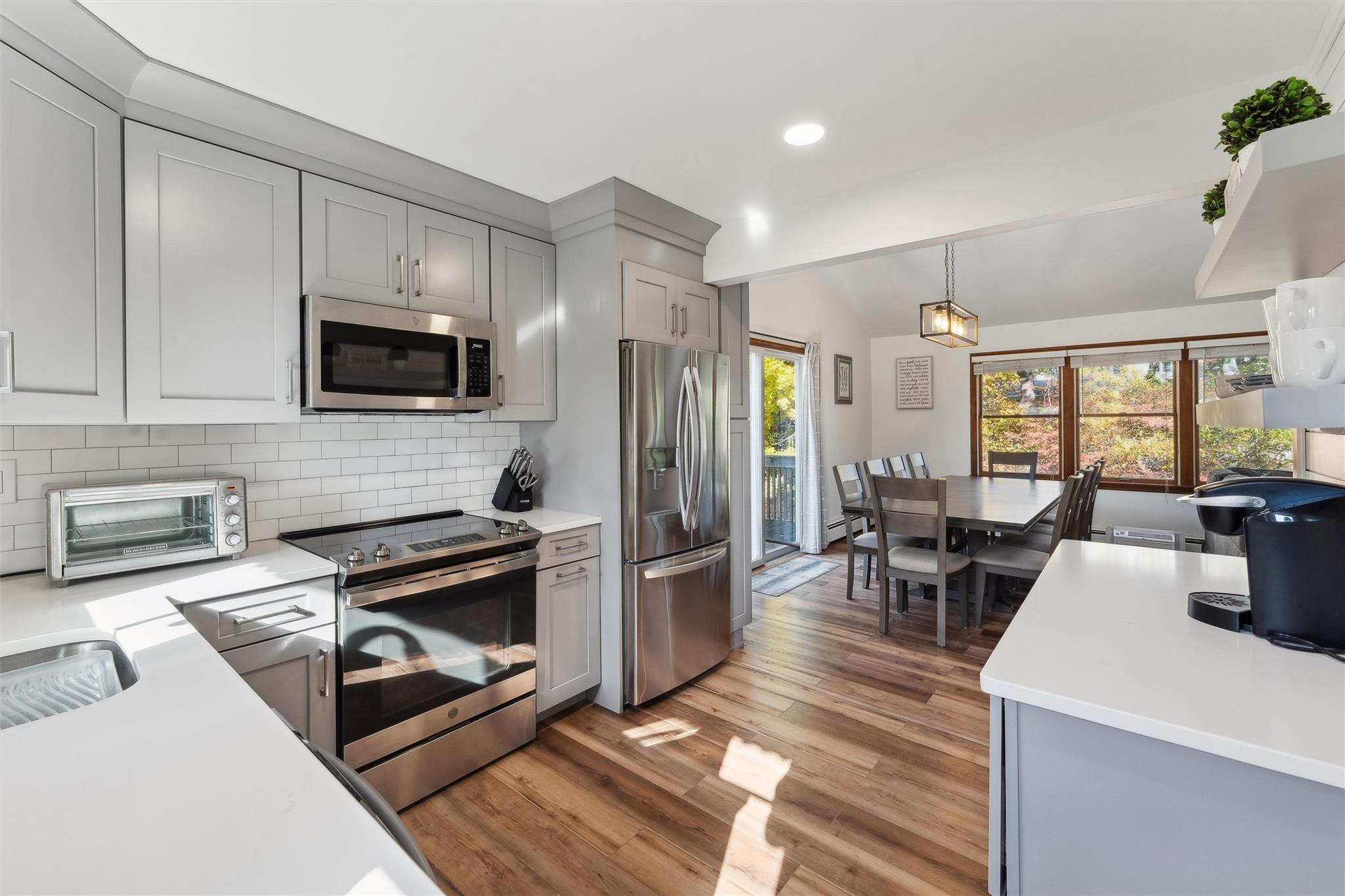 20 Magee Drive, Southampton, NY 11968