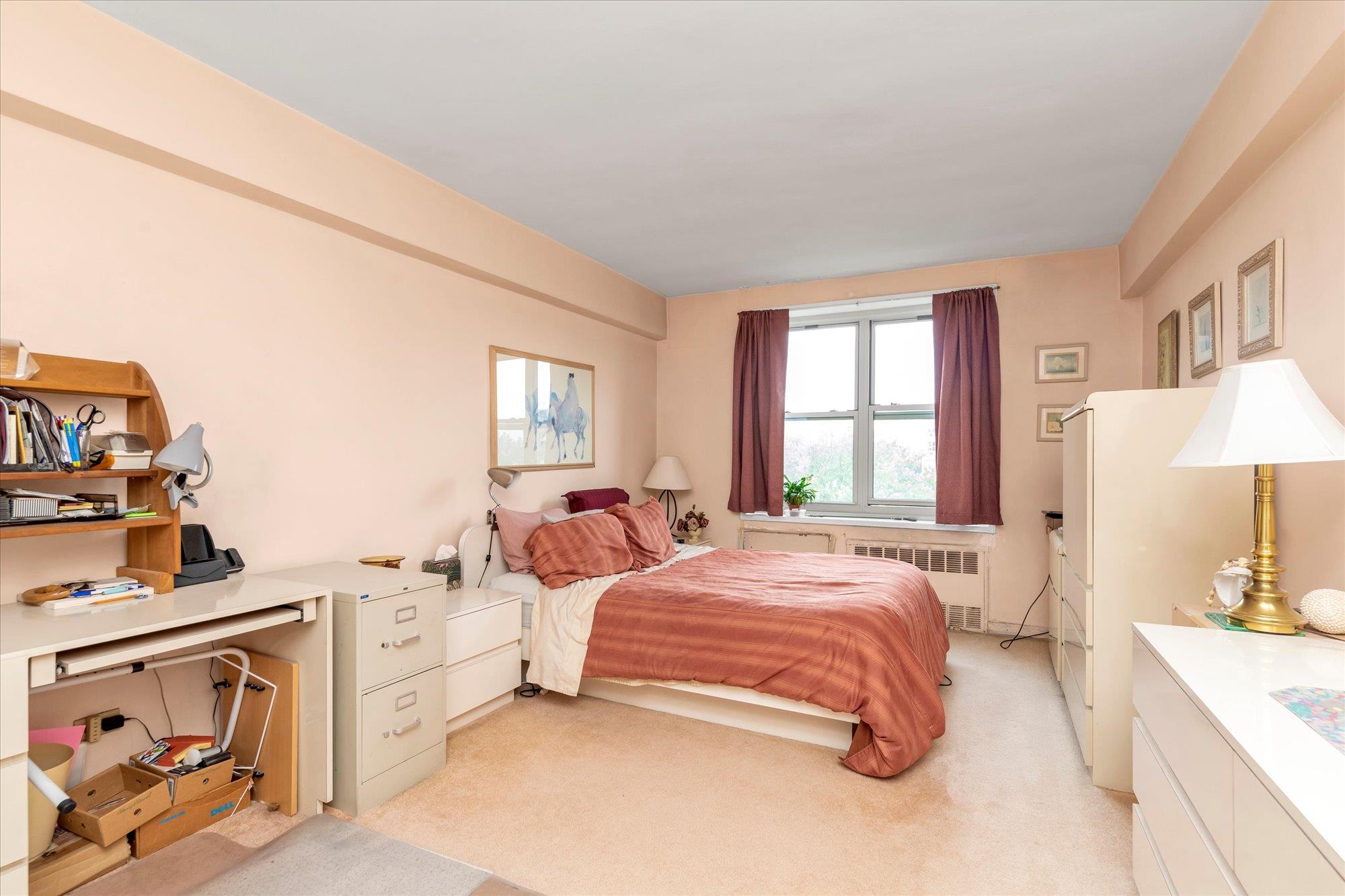 23-45 Bell Boulevard # 4K, Bayside, NY 11360